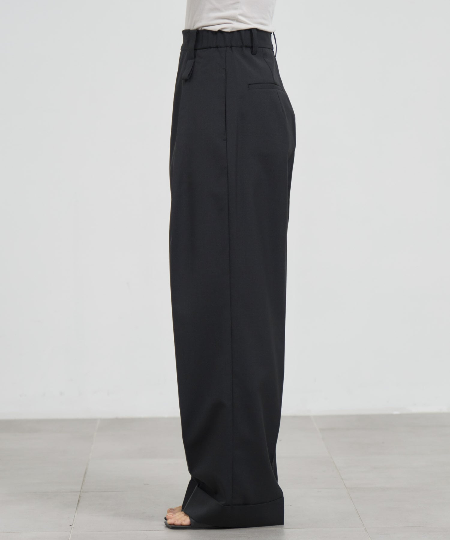 Waist Tuck Pants THE TOKYO