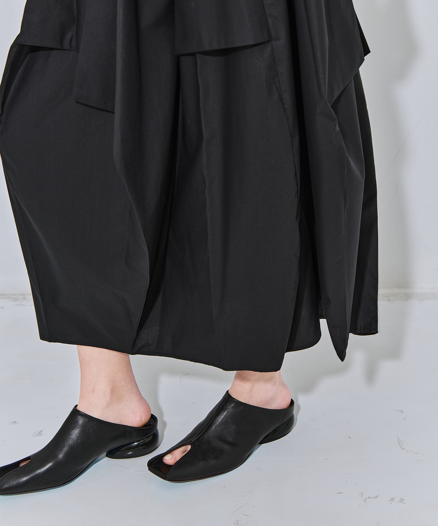 folds skirt nagonstans