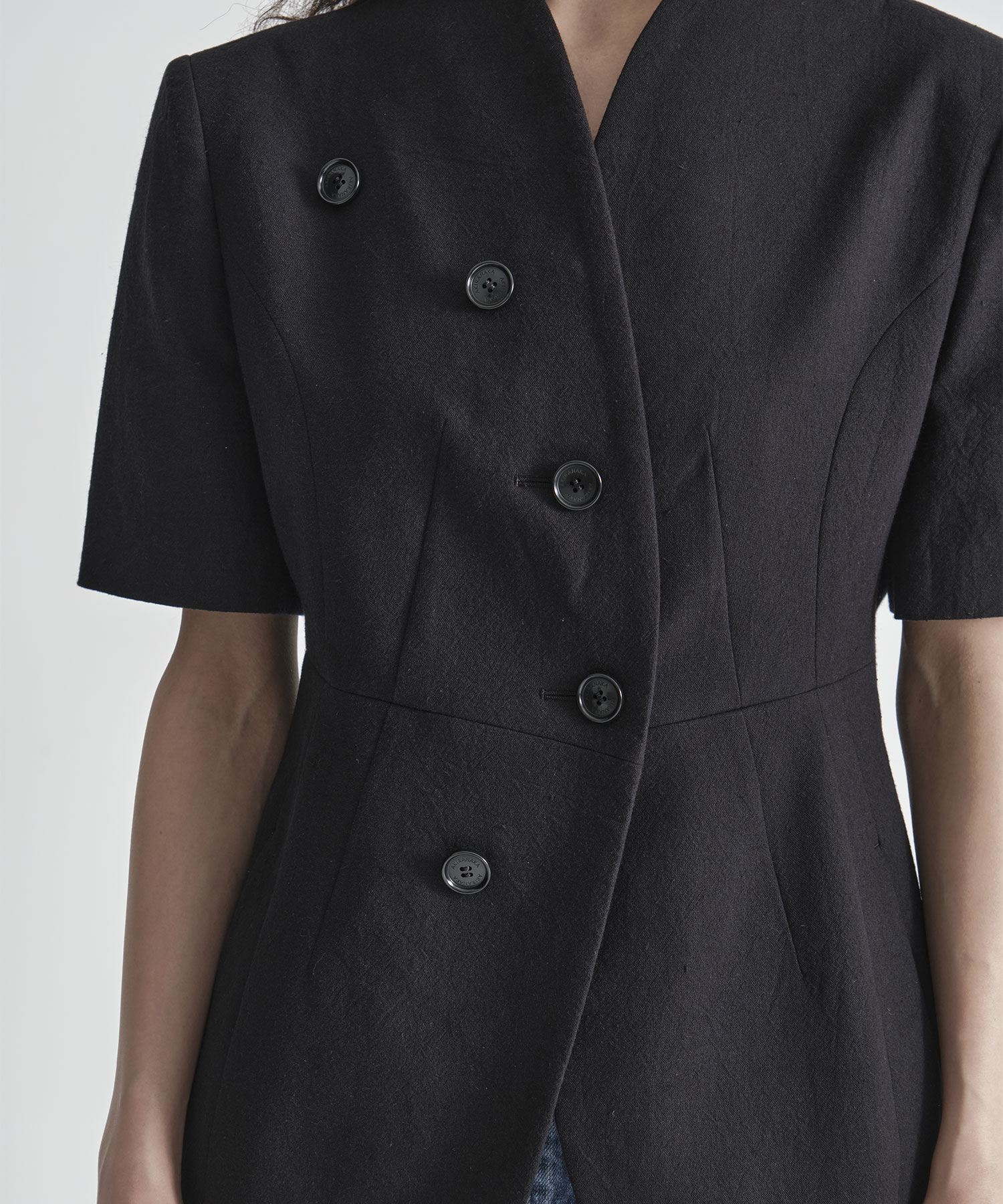 Sesilia half sleeve jacket AKIRANAKA