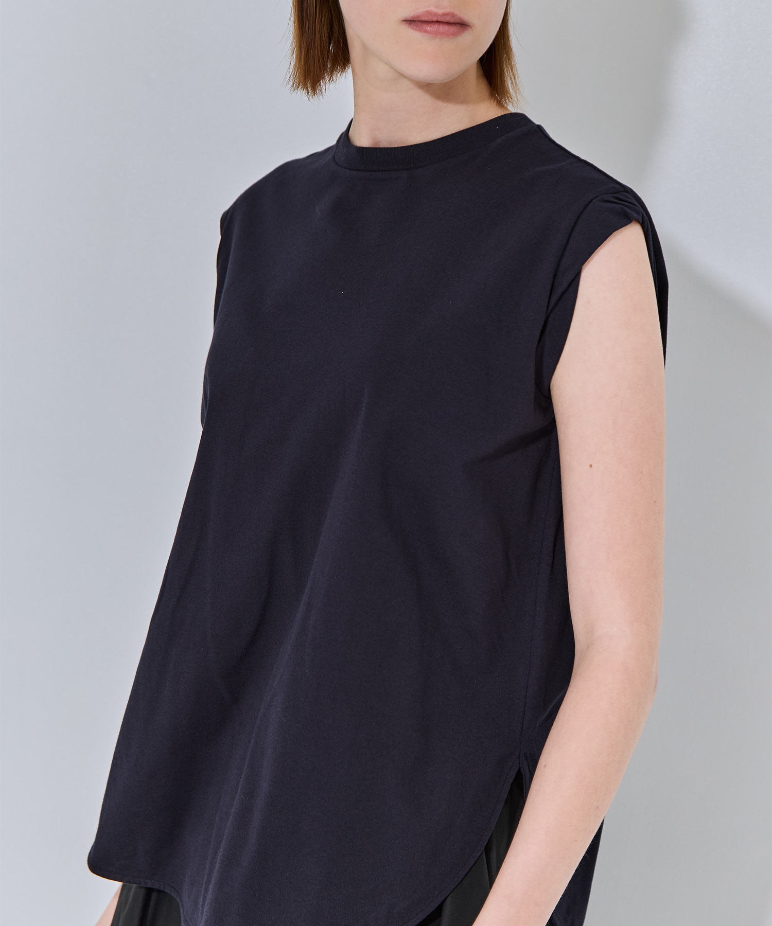 round-hem tank top nagonstans