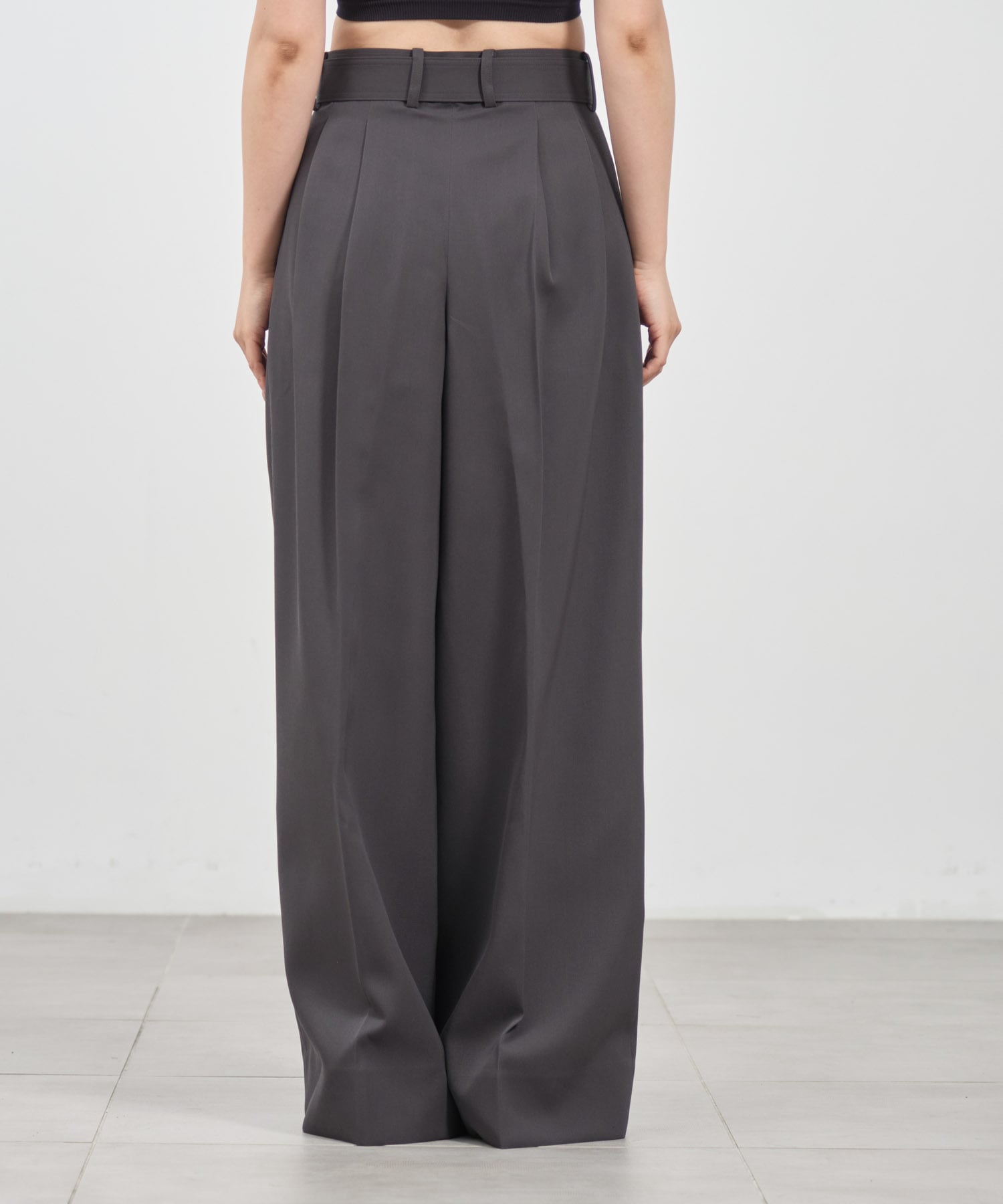 THE SLACKS BELTED 2 TUCK THE RERACS