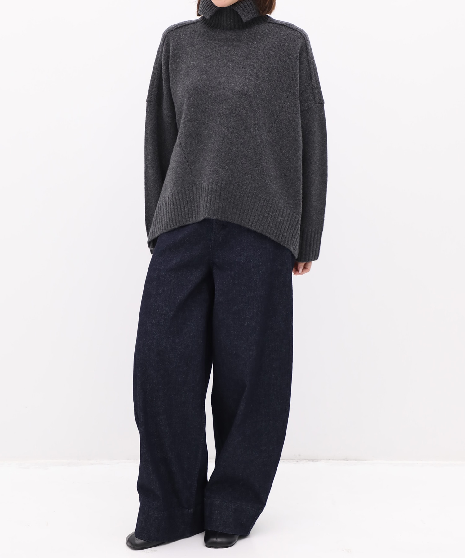 OVERSIZE TURTLENECK KNIT CINOH
