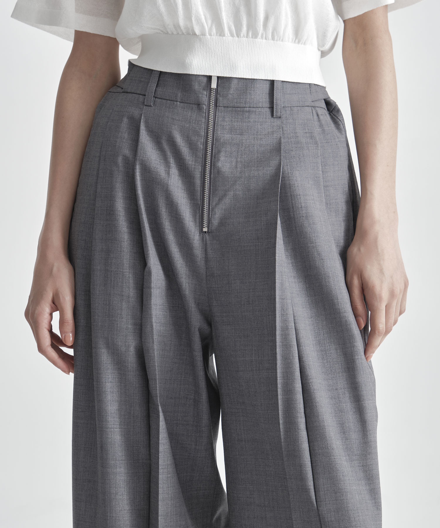 Front Zip Tuck Pants THE TOKYO