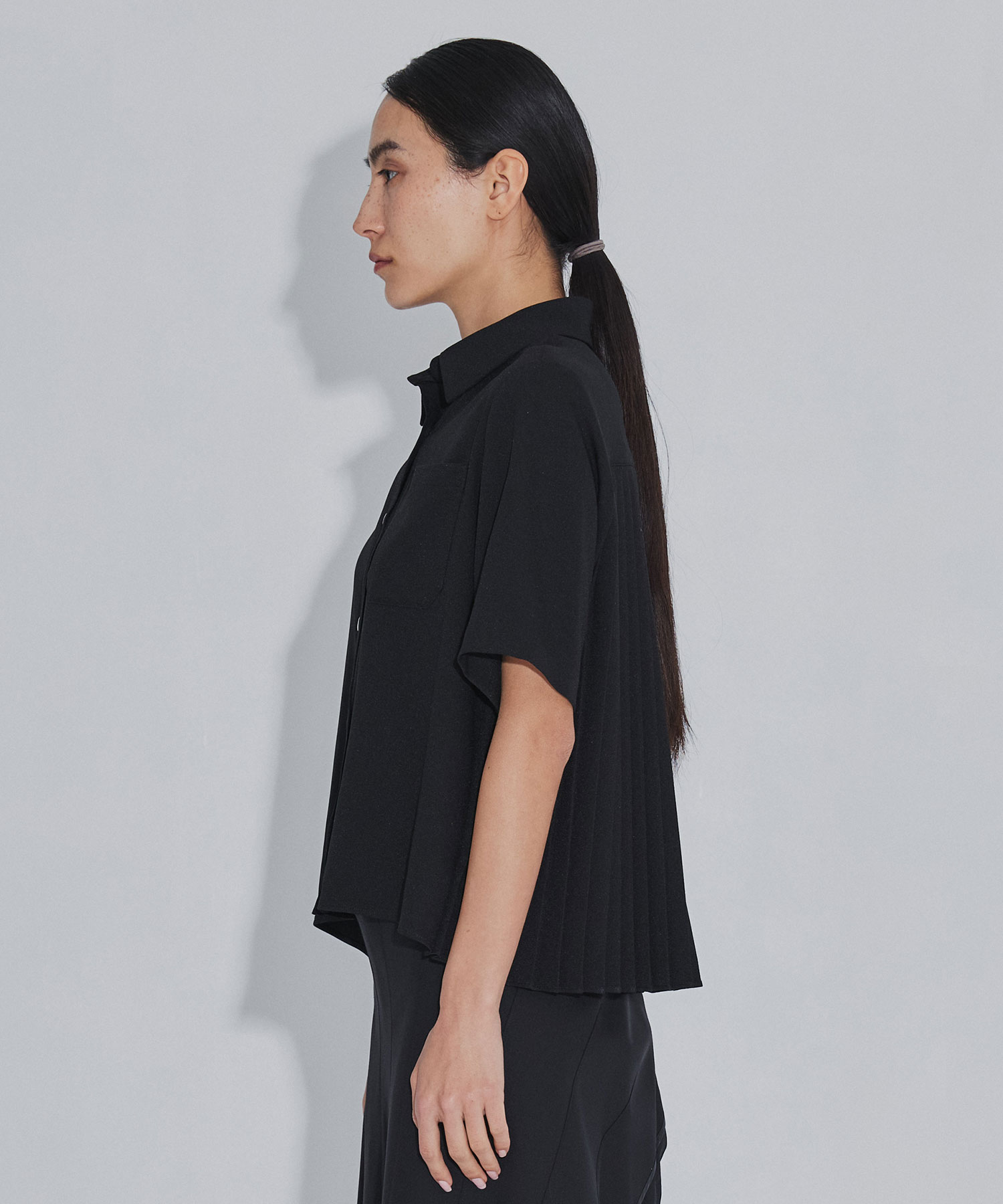 別注 Back pleats blouse EZUMi
