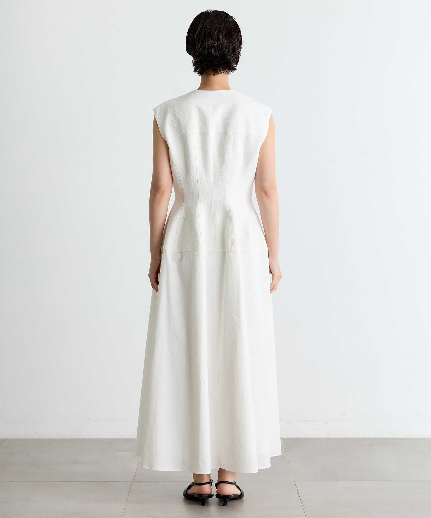 別注 Ilsa sleeveless dress AKIRANAKA