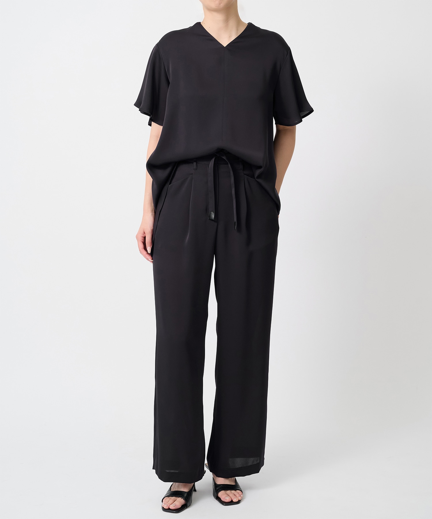 Satin Straight Pants THE TOKYO