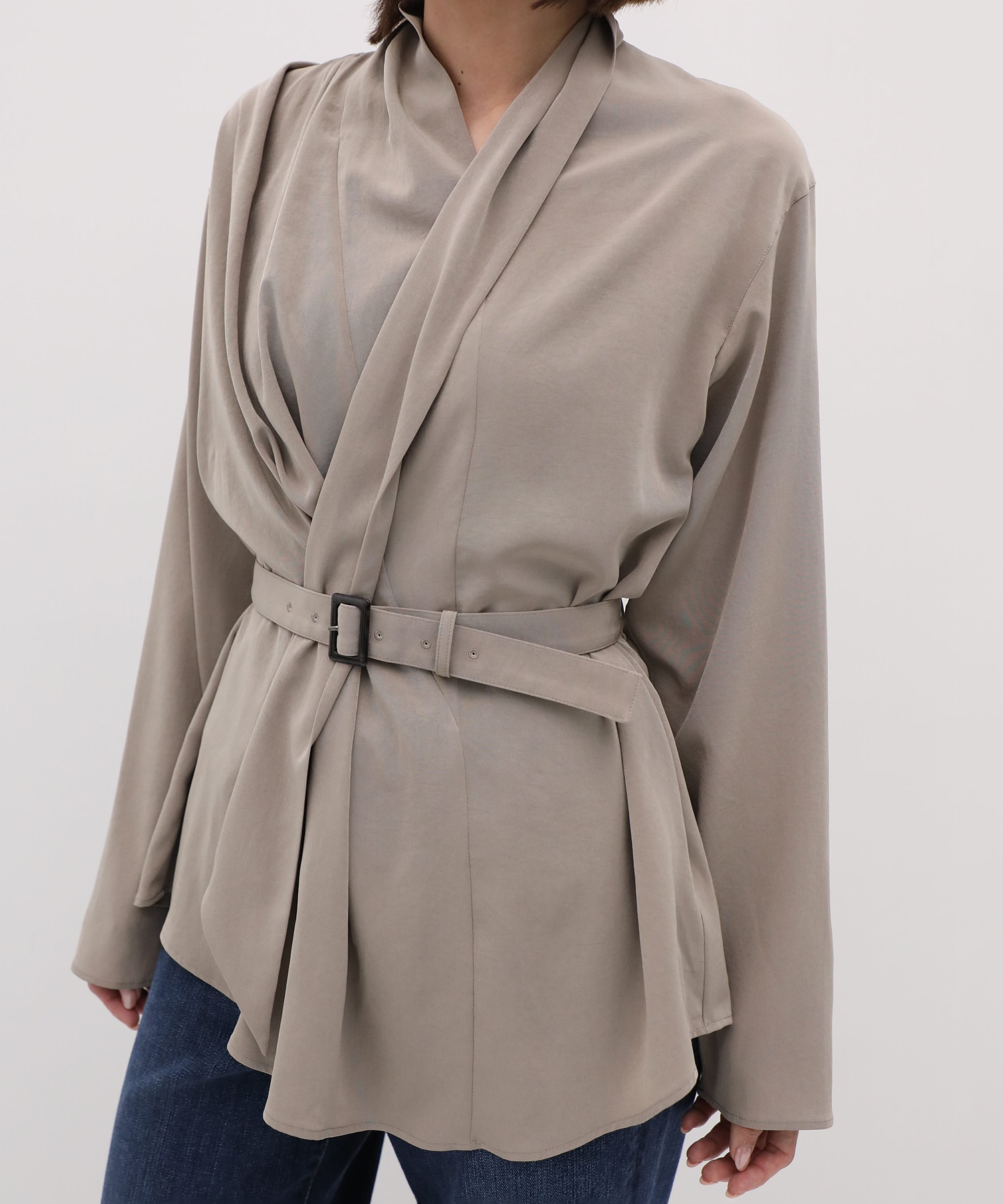Izabela drape collar pullover BE AKIRANAKA