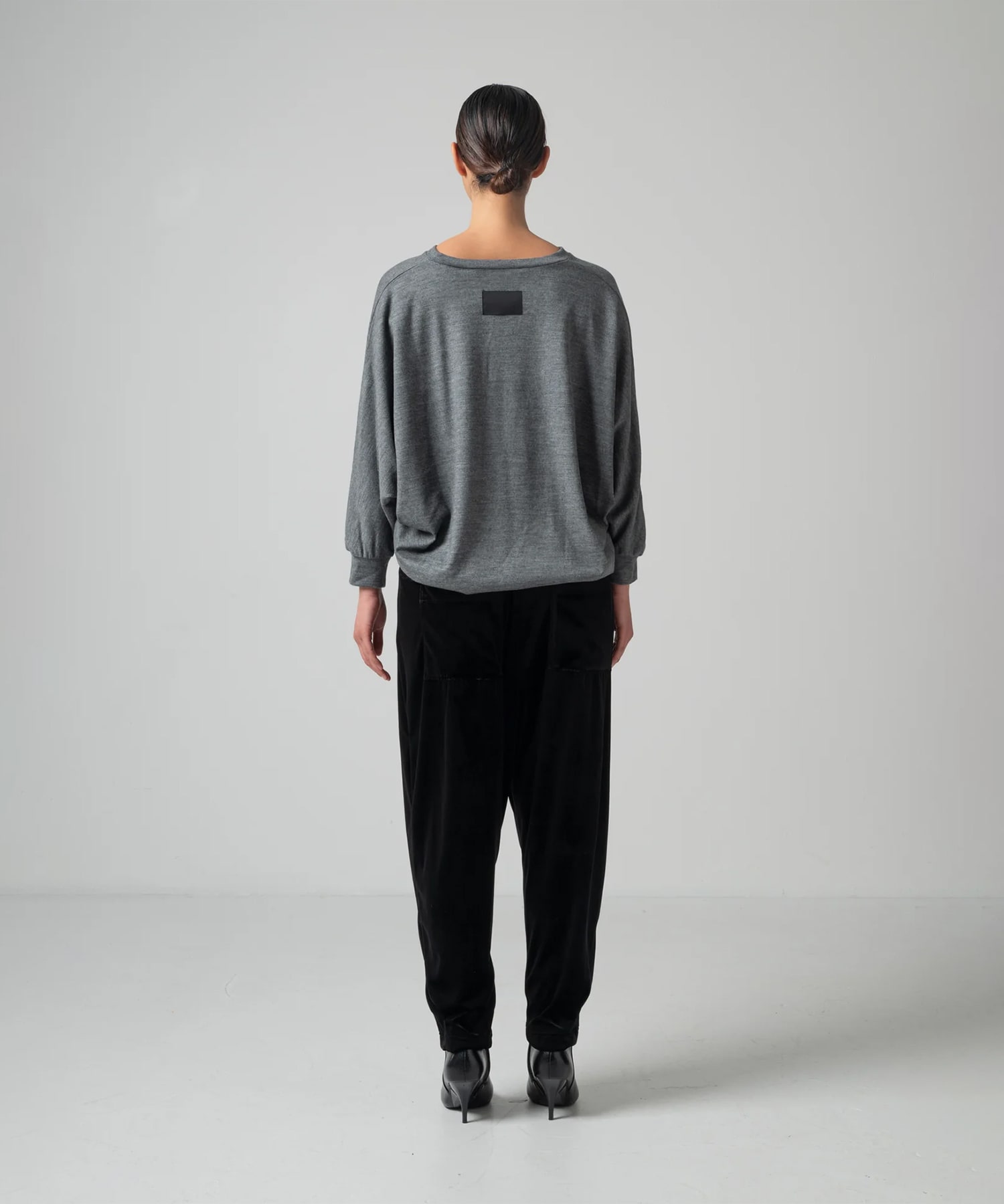 ORI V NECK TOP COGTHEBIGSMOKE