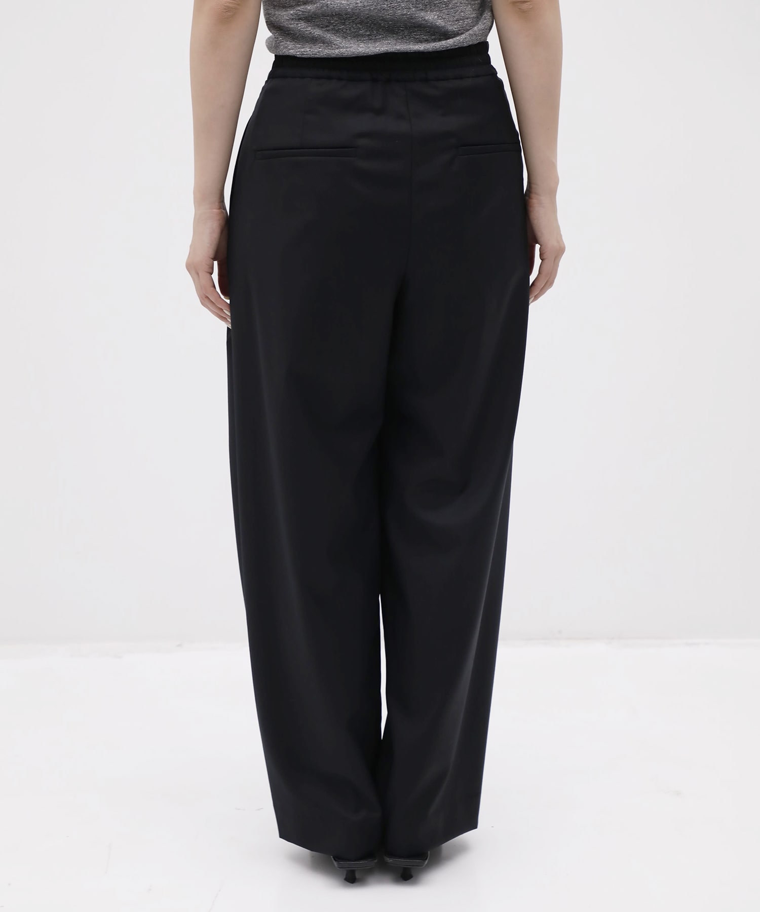 Curve Wide Pants THE TOKYO