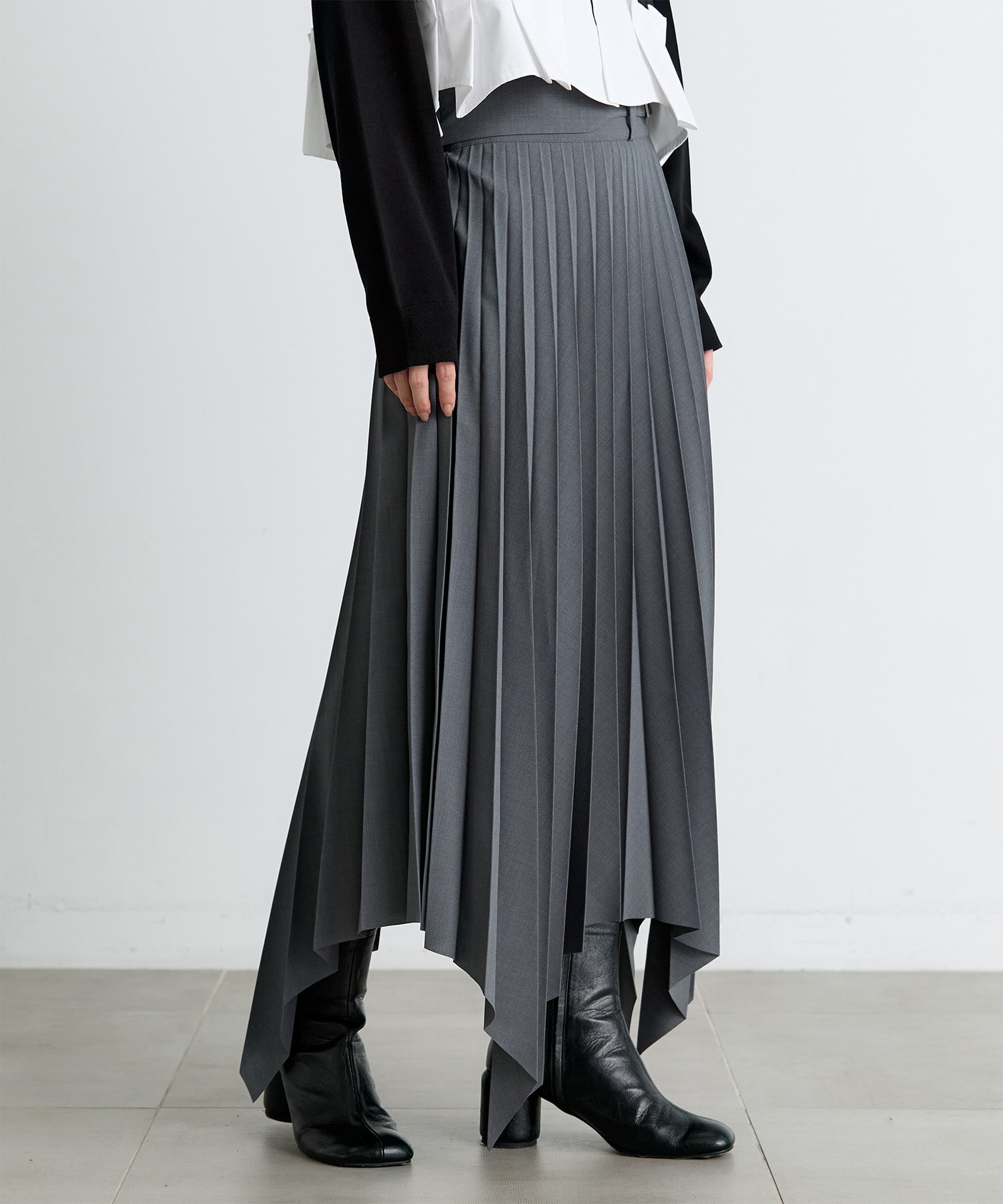 Eliza Pleats Skirt EZUMi