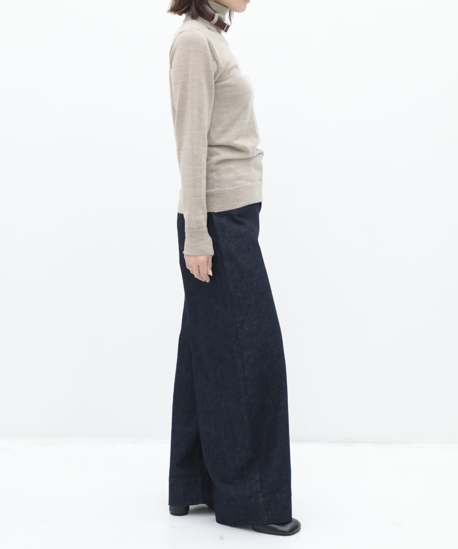 Belted High-Neck Sweater KEISUKEYOSHIDA