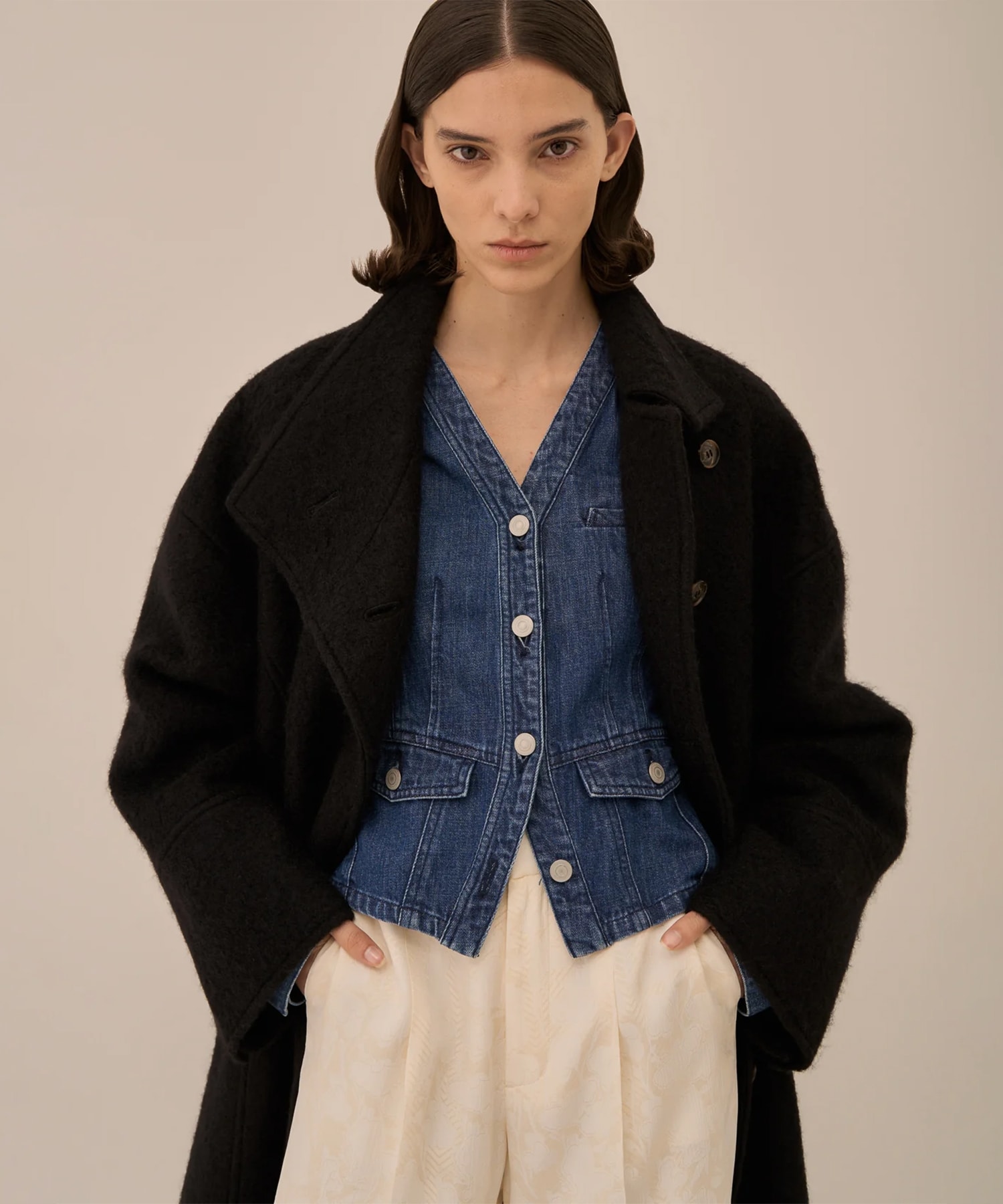 Verna long coat BK AKIRANAKA
