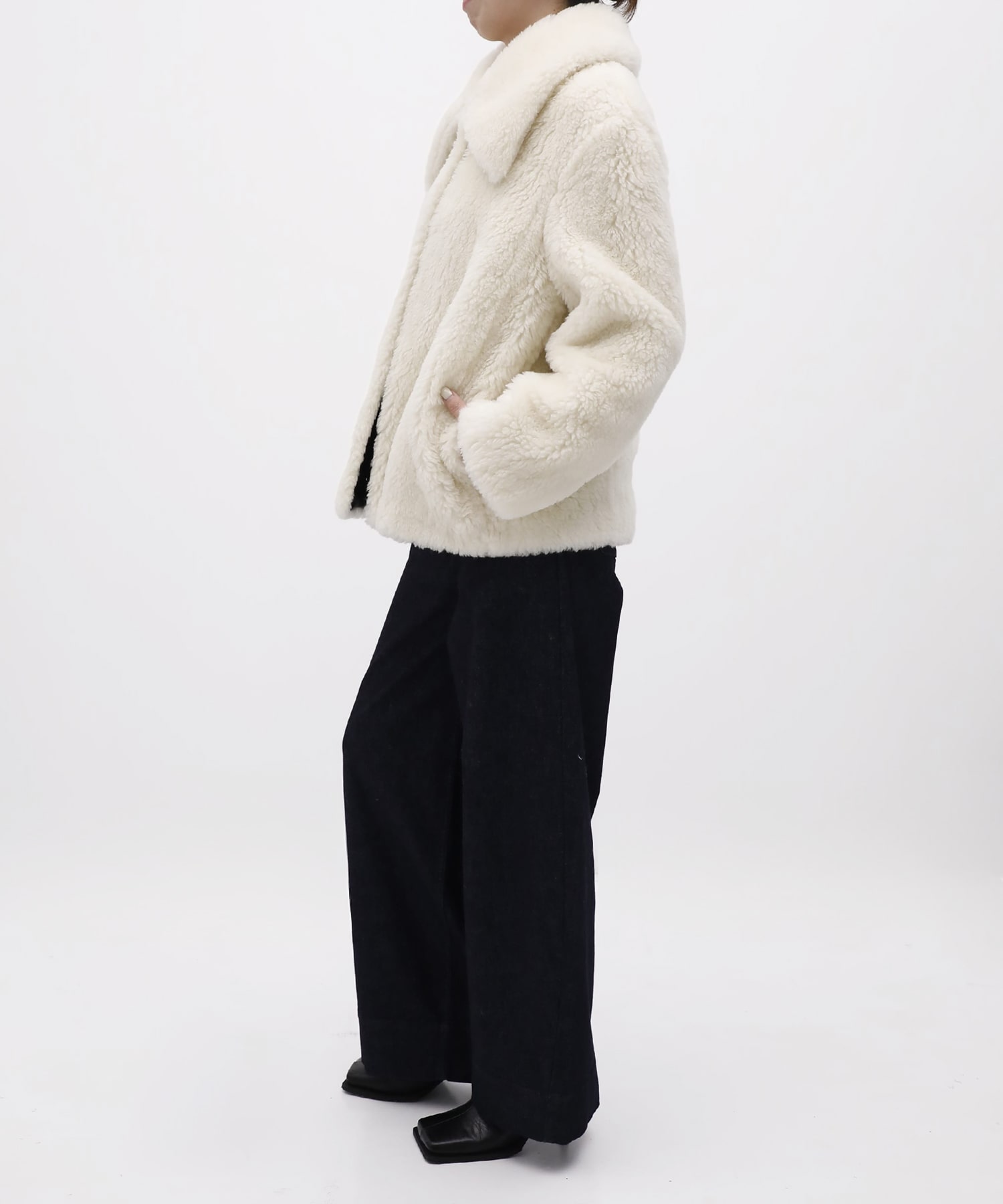 WOOL BOA WIDE COLLAR COAT FETICO