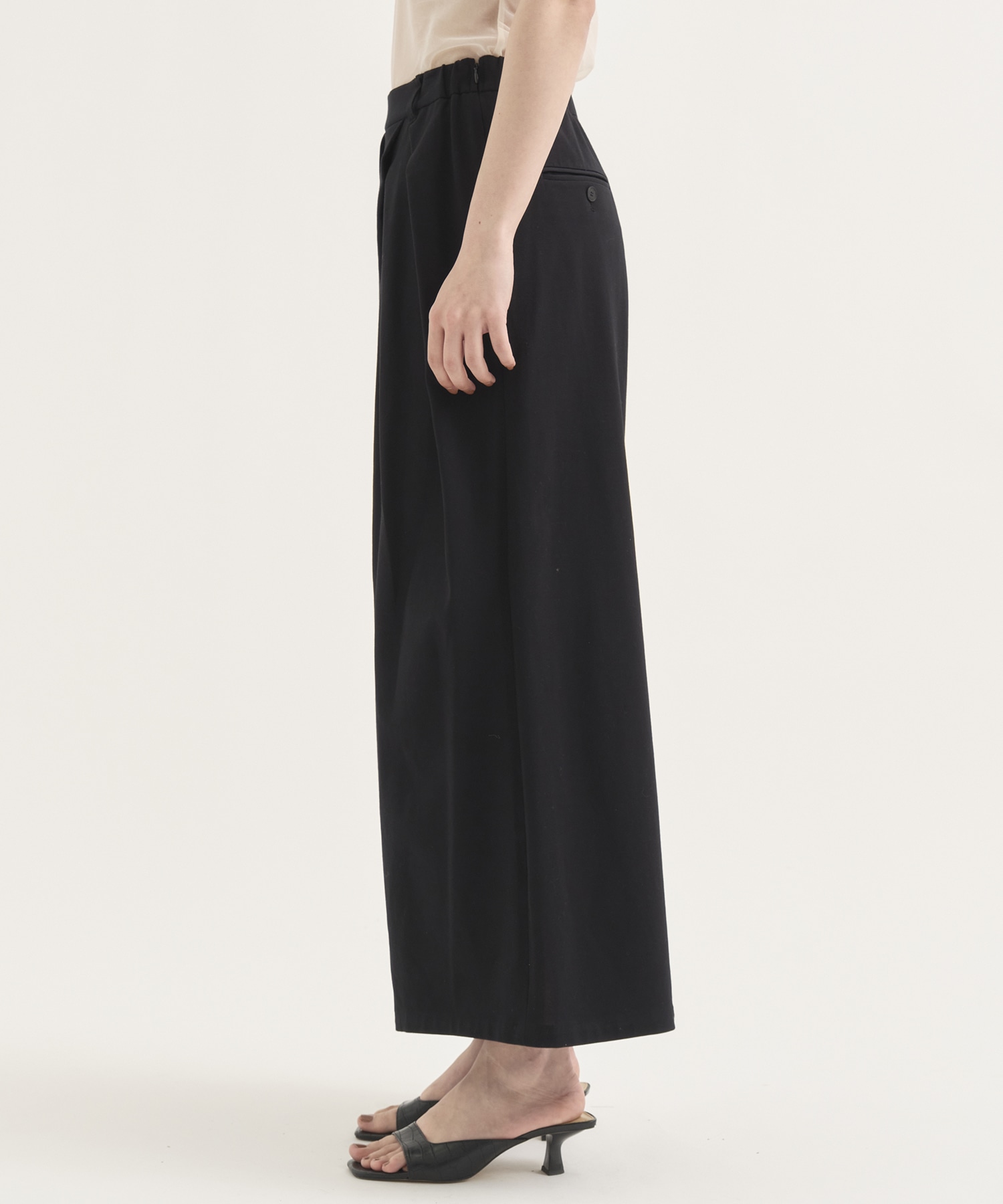Random Tack Cut Pants RITAN