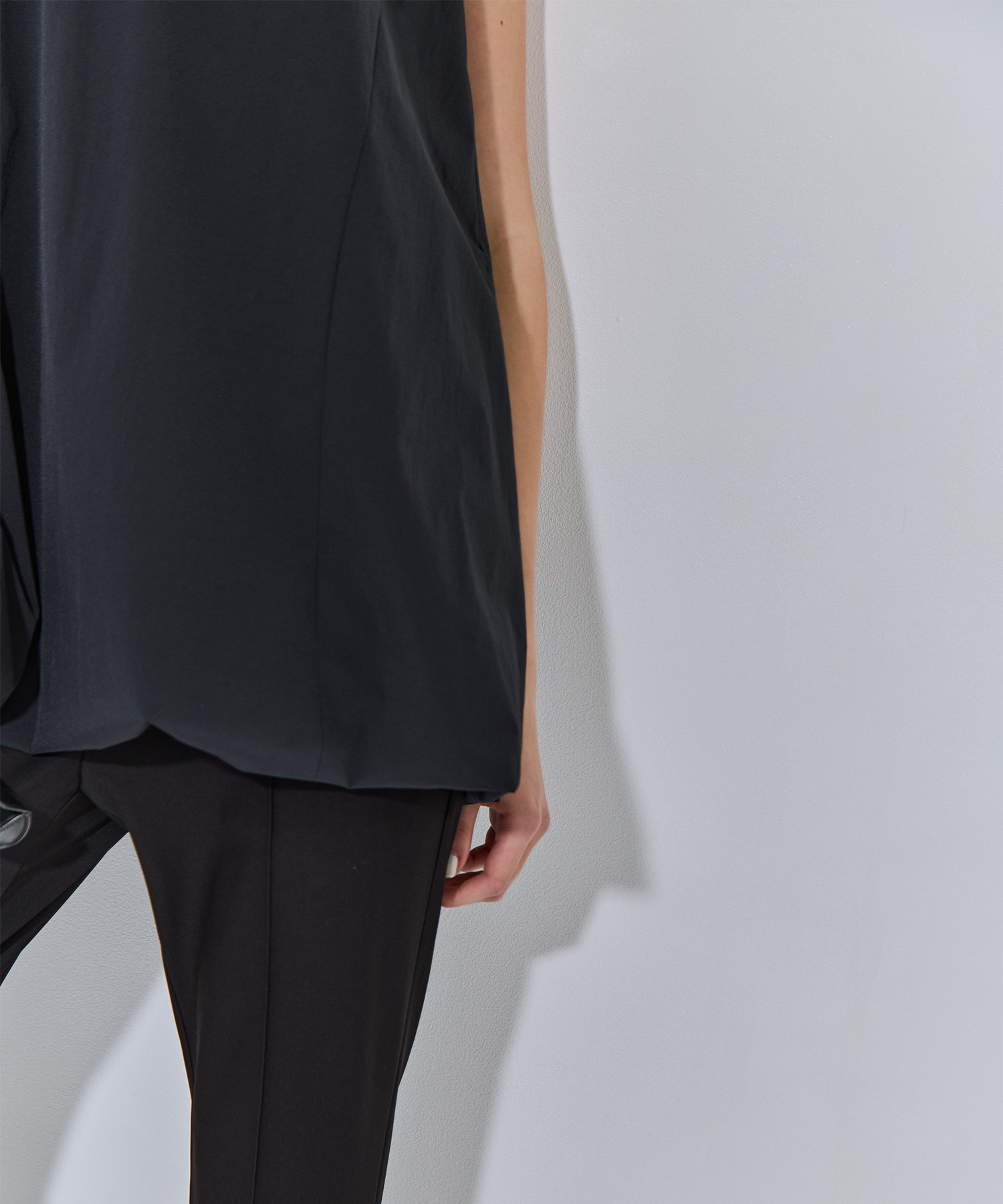Aqua Motion Ballom Tops RITAN