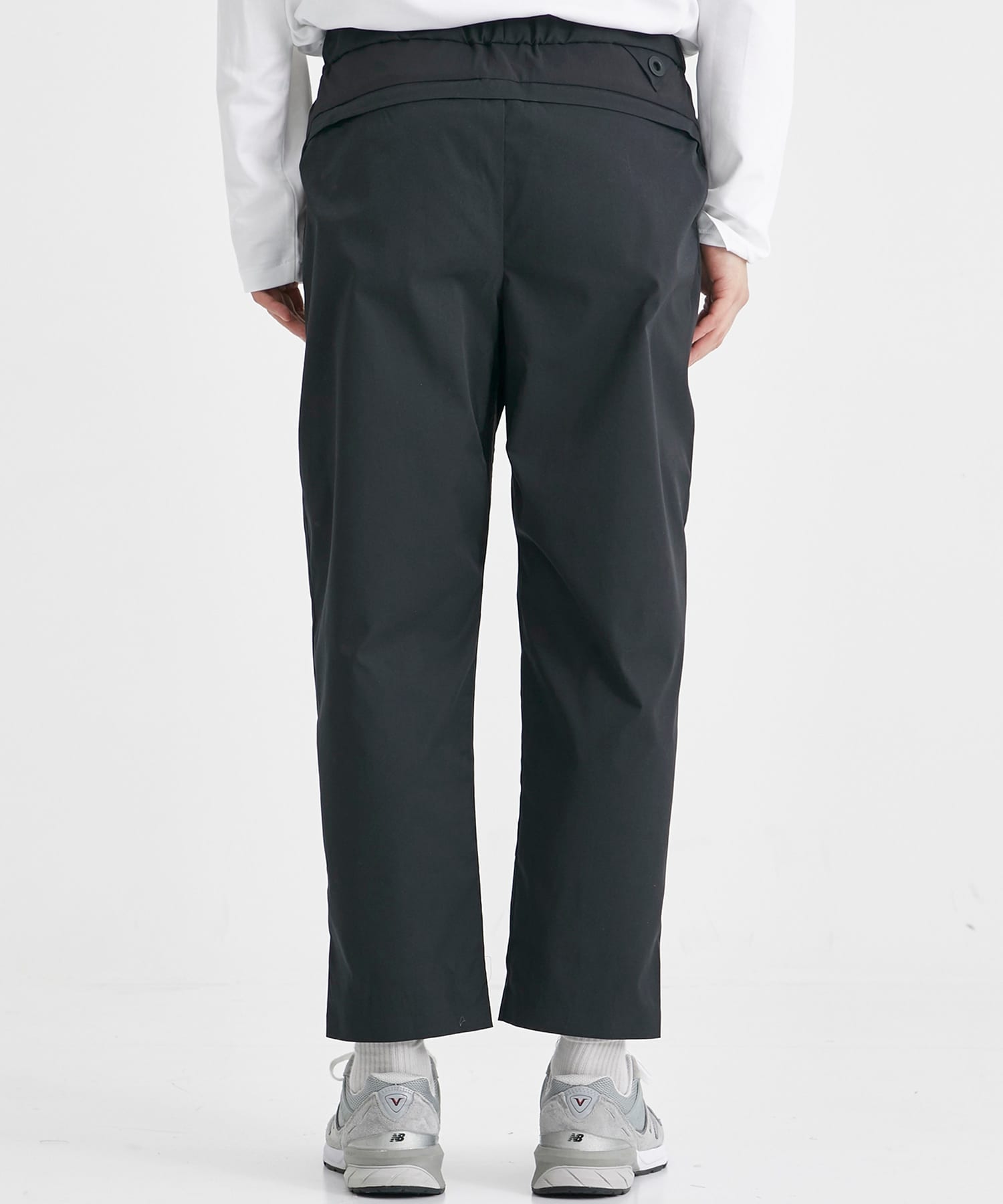 SOLOTEX 3 TUCKED EASY TAPERED PANTS White Mountaineering