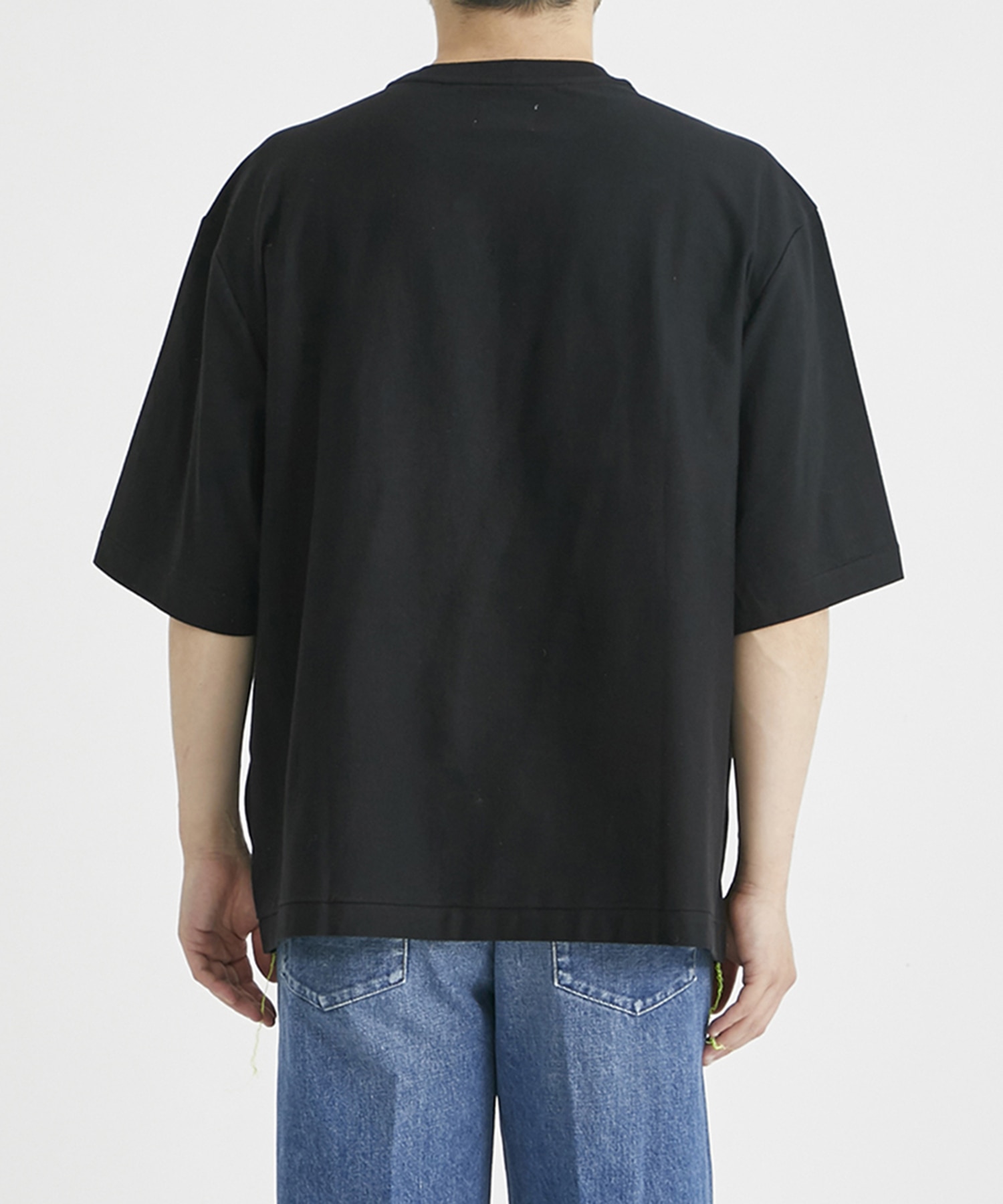 EX.THE TEE TANAKA