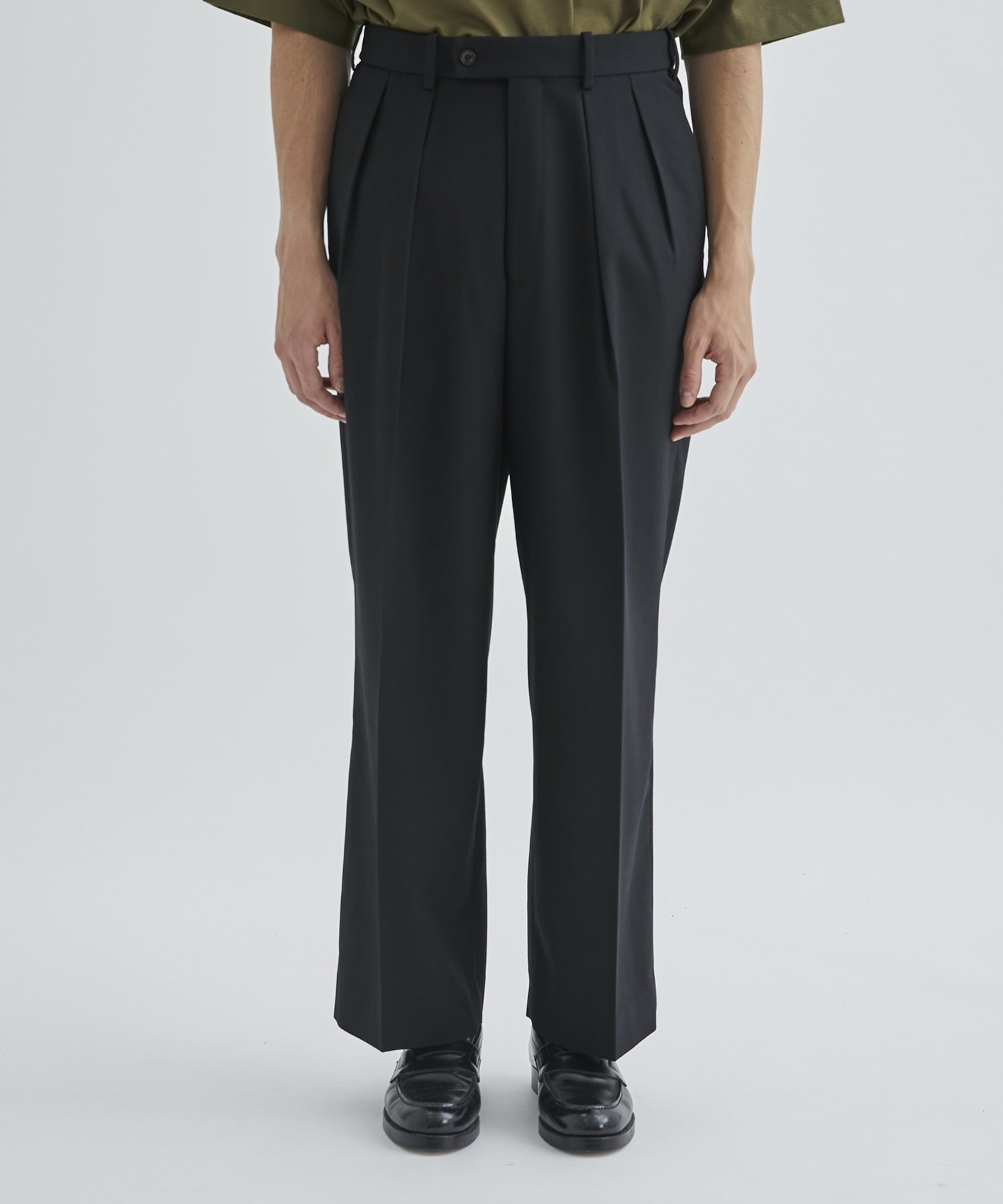 DOUBLE PLEATED TROUSERS MARKAWARE