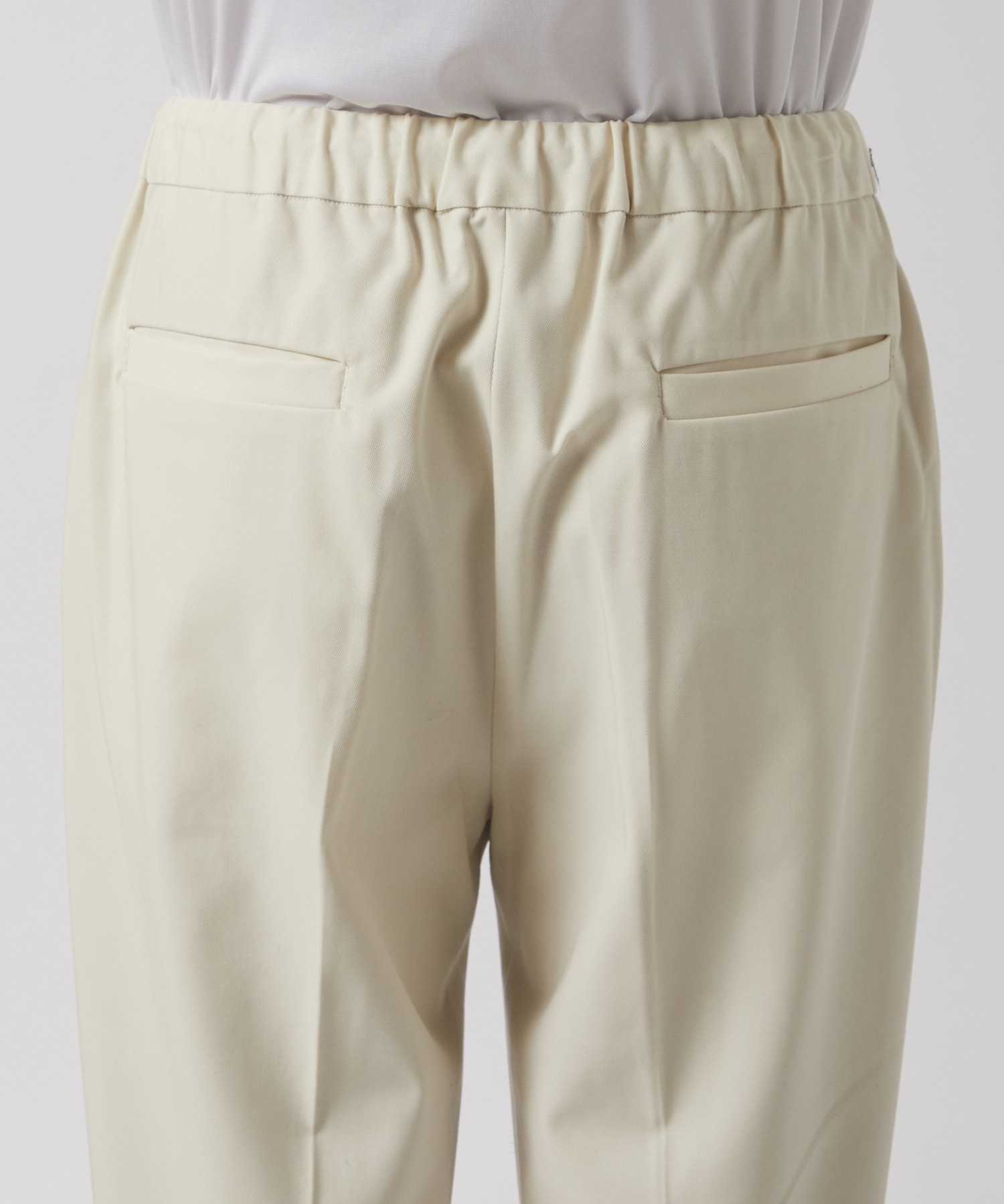 FLAT TAPERED EASY TROUSERS MARKAWARE