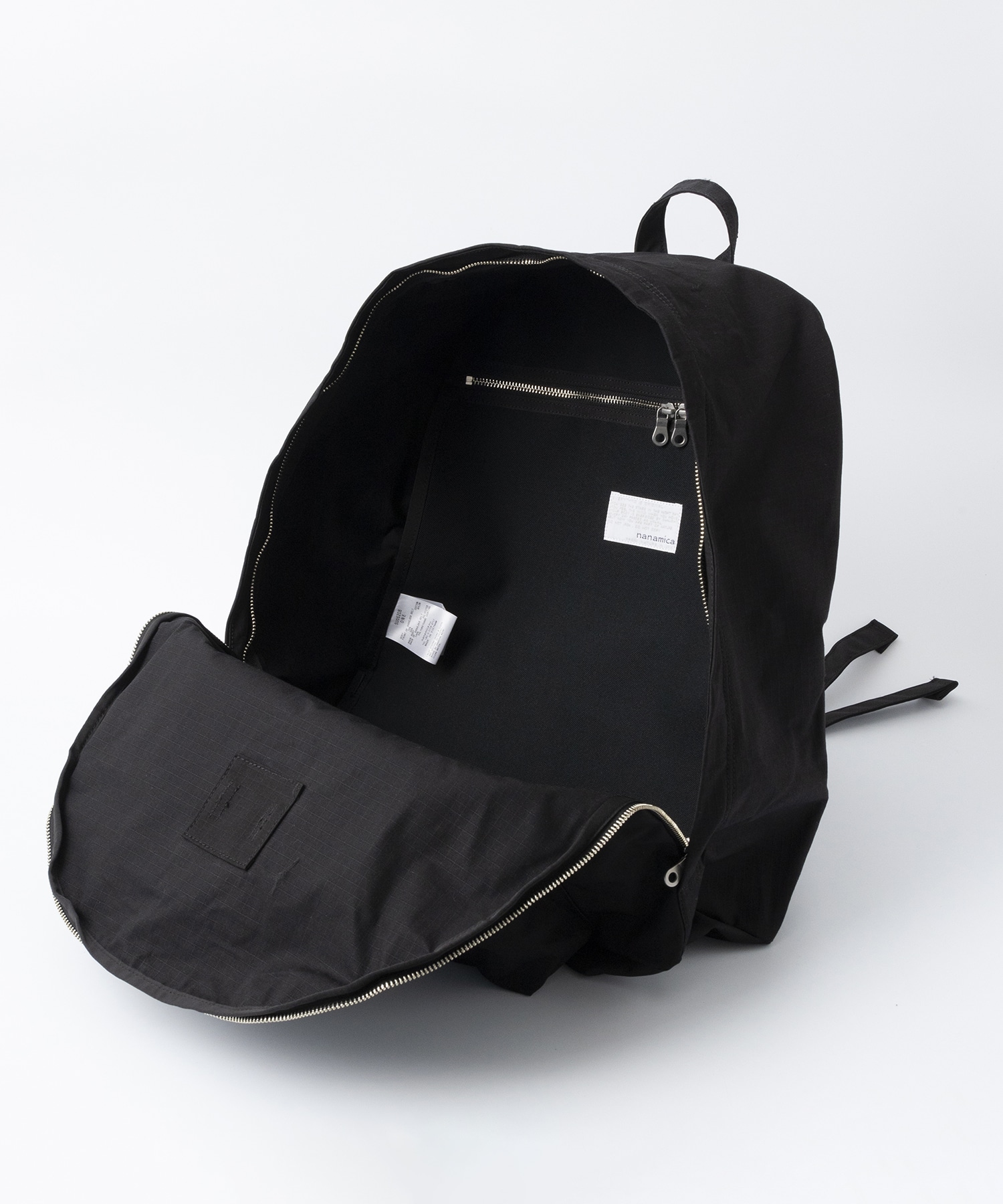 Day Pack nanamica