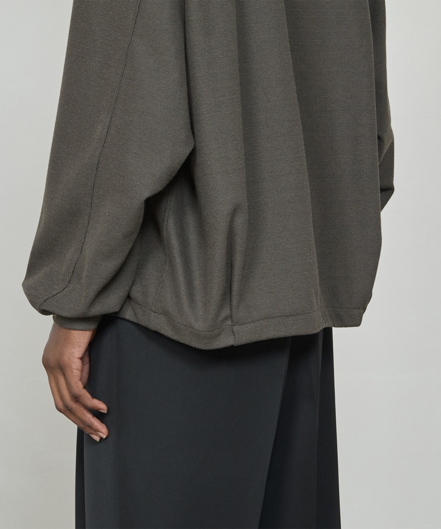 THE RAGLAN SWEAT THE RERACS