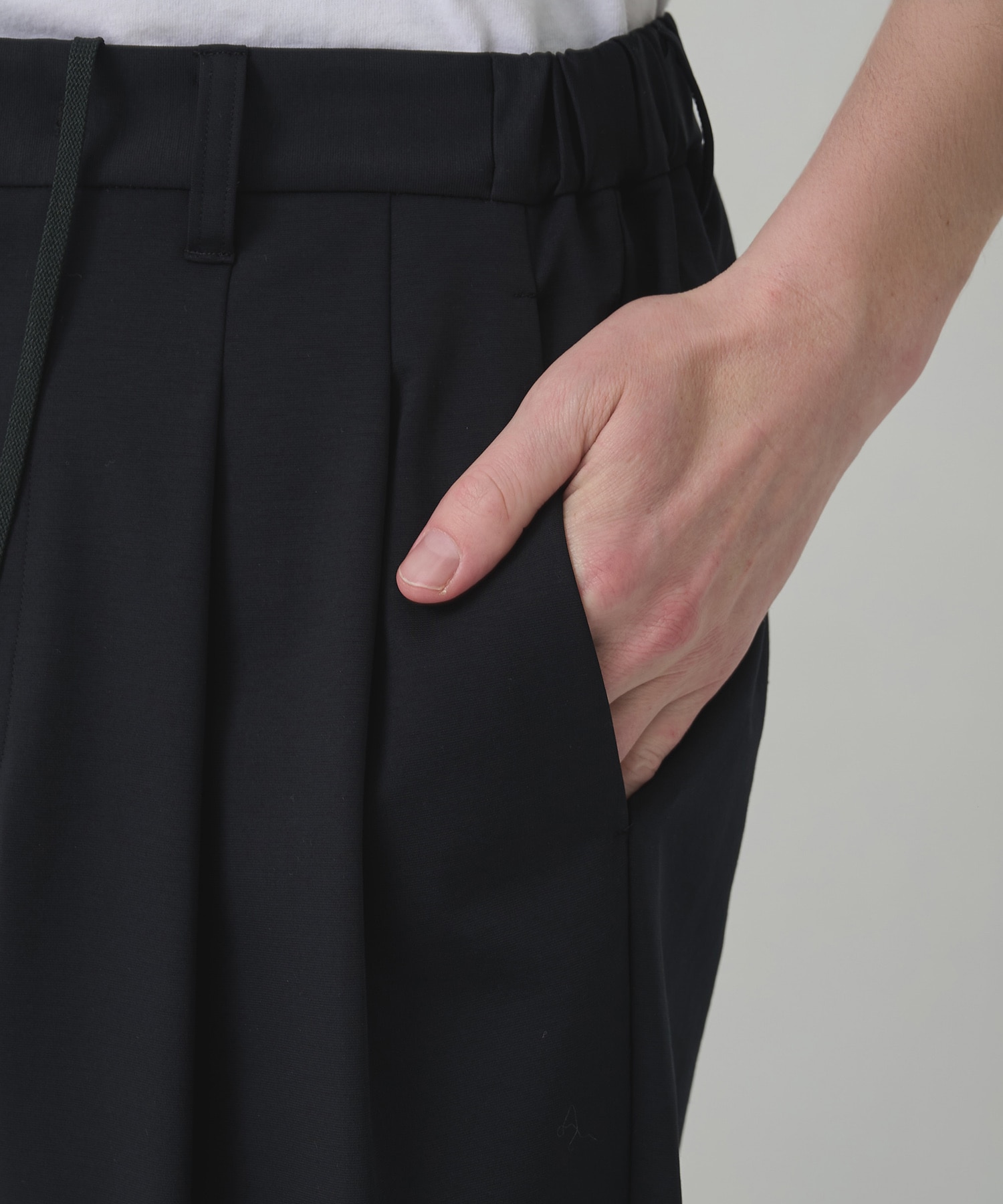 MATTE WASHABLE HIGH FUNCTION JERSEY WIDE TAPERED PANTS THE TOKYO