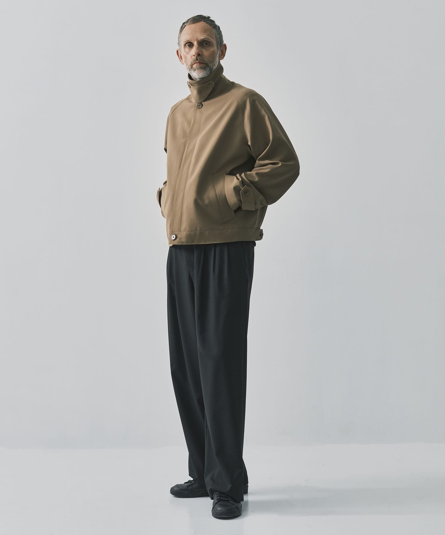 TRIPLE PLEATED WIDE TROUSERS MARKAWARE