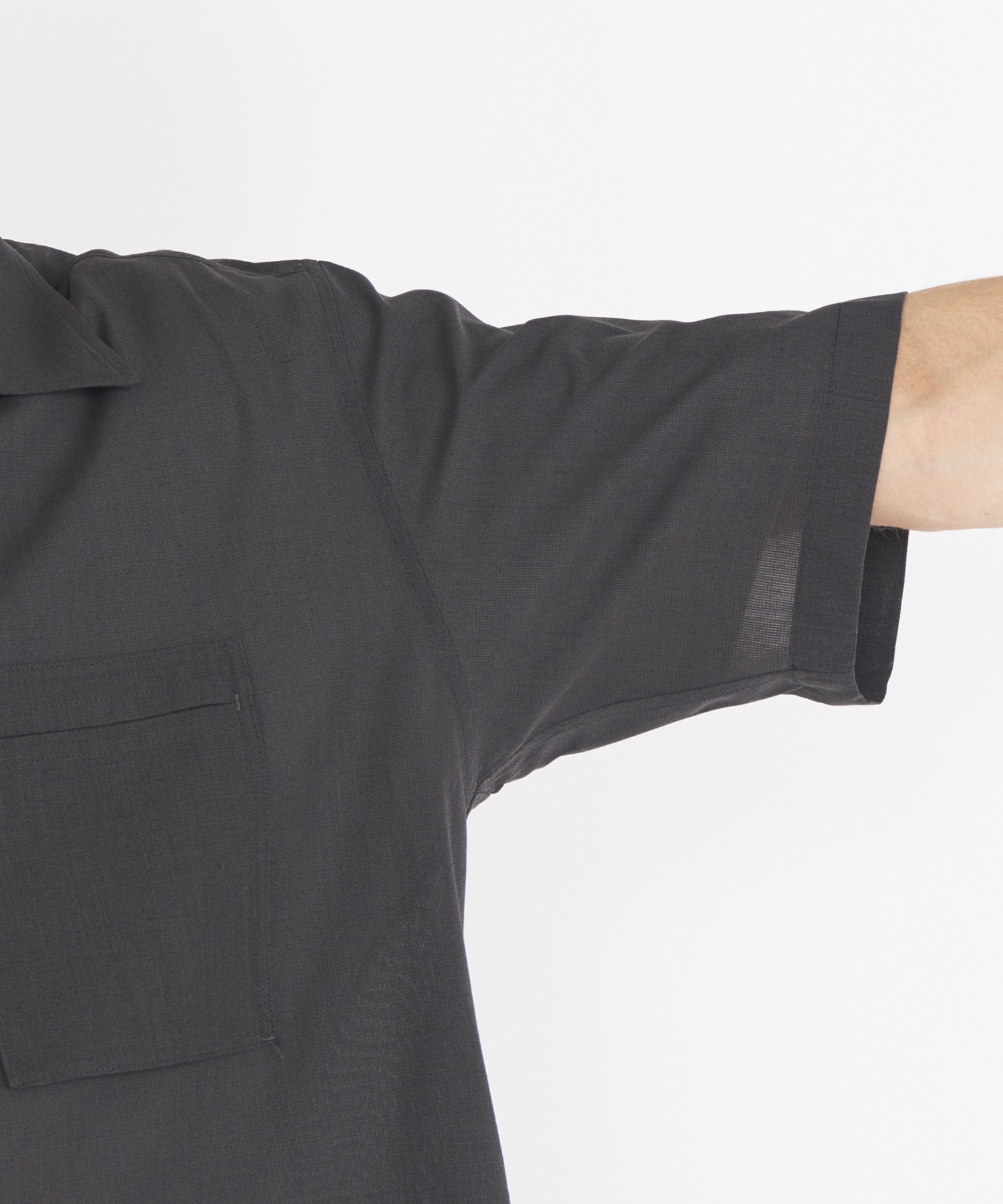 【イレニサ】OPEN COLLAR SHORT-SLEEVED SHIRT IRENISA