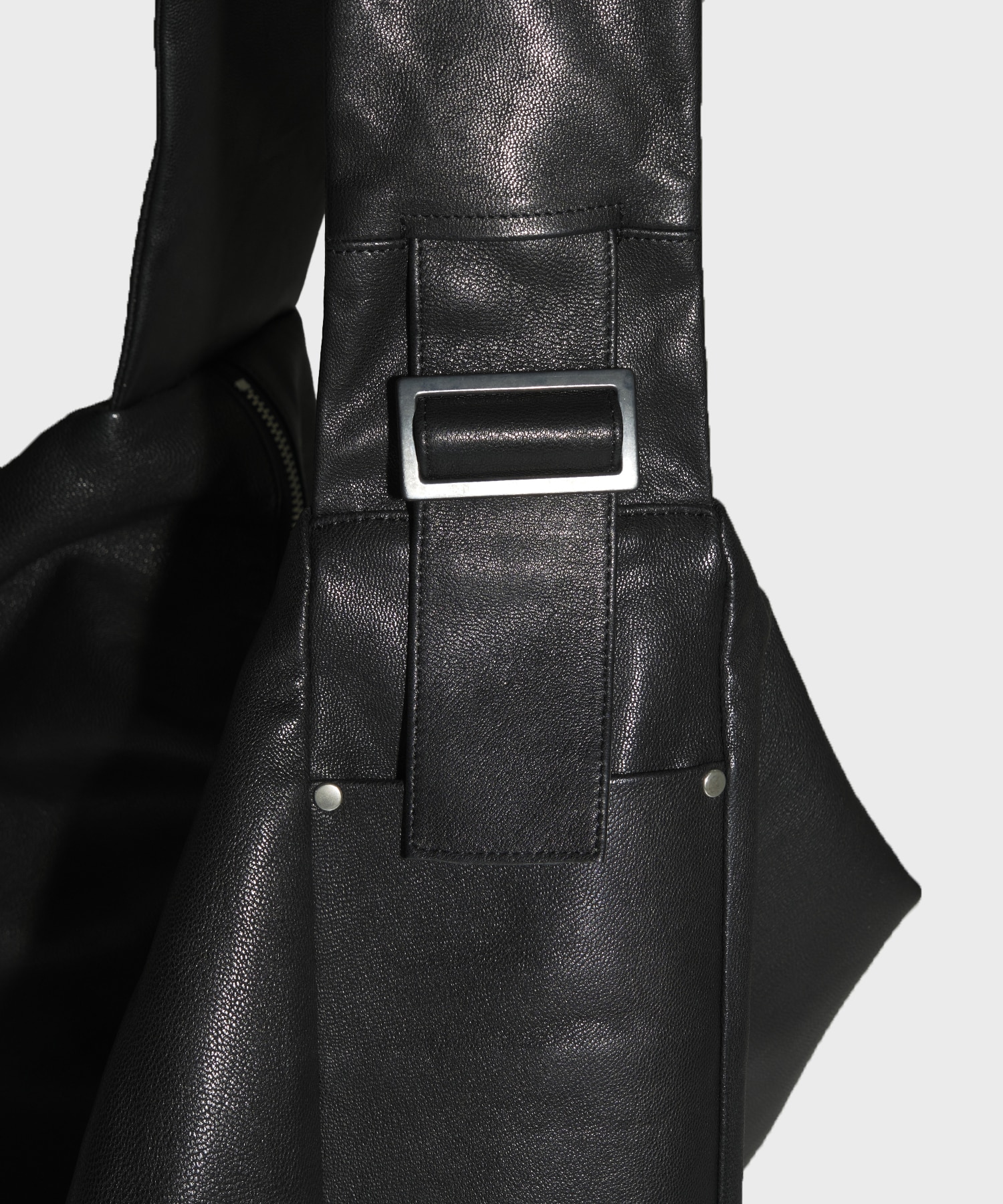 SHIRRING HANDLE LEATHER SHOULDER BAG ssstein