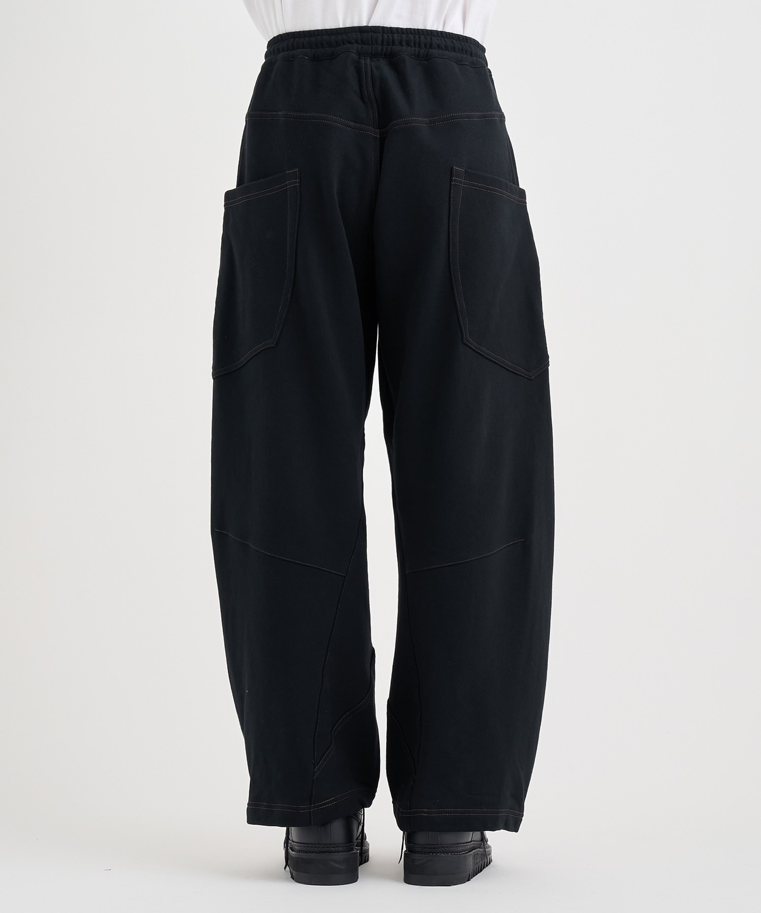 3D cutting sweat pants KHOKI