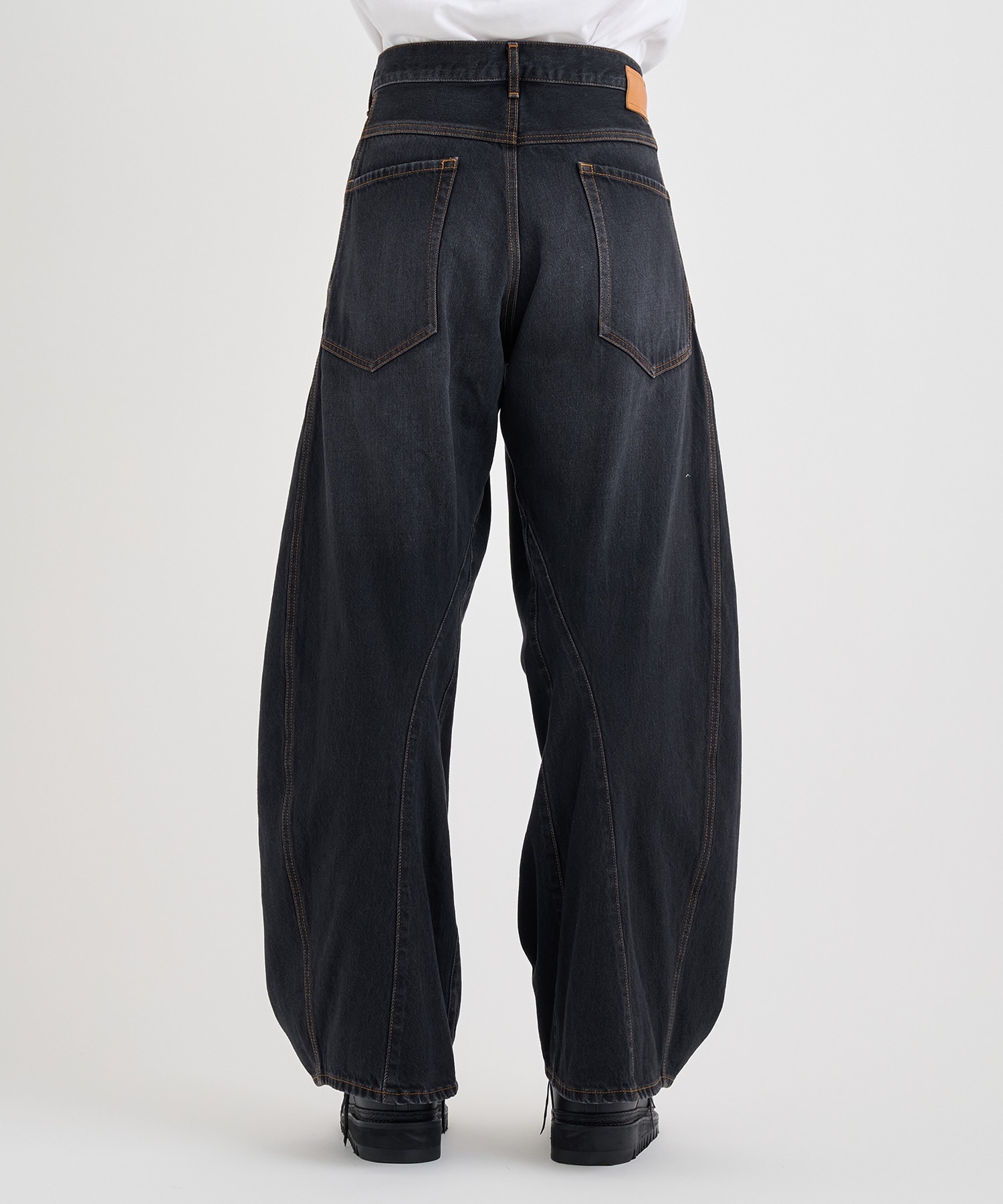 3D cutting denim pants 