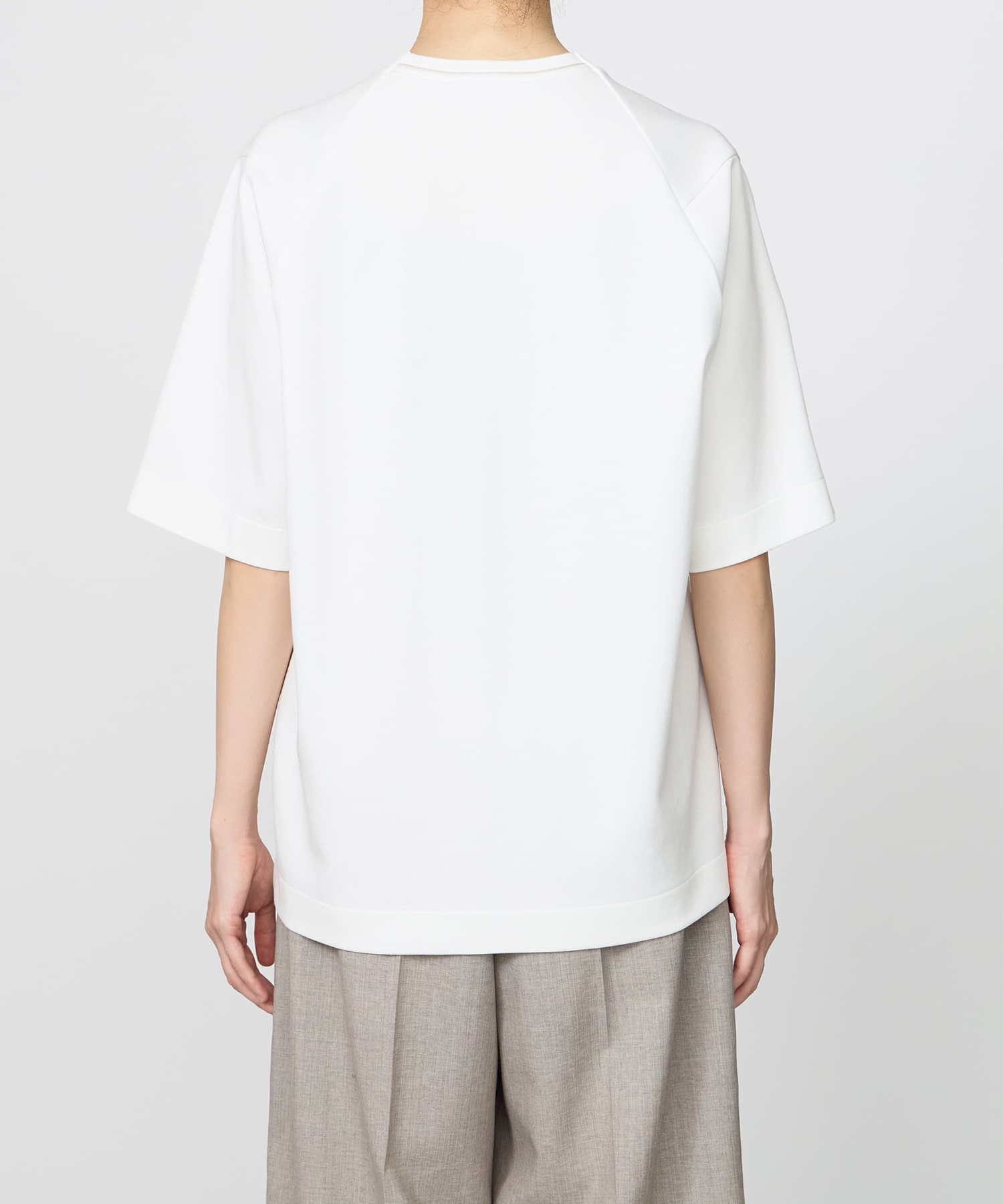 【イレニサ】HALF-SLEEVED T-SHIRT IRENISA