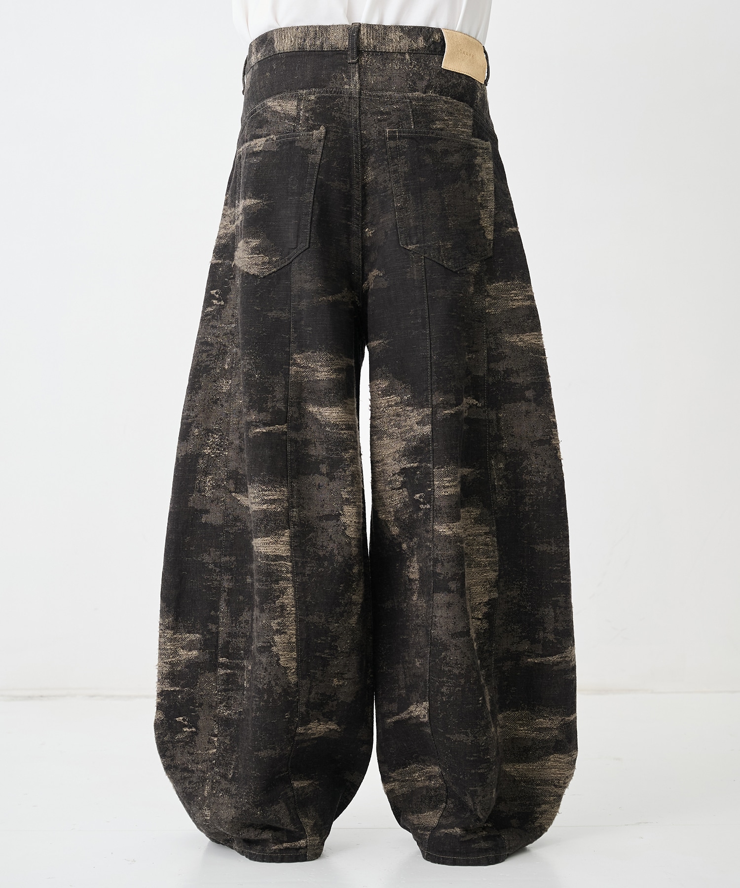 【ターク】TA26AW-PT035 DENIM CURVED PANTS TAAKK