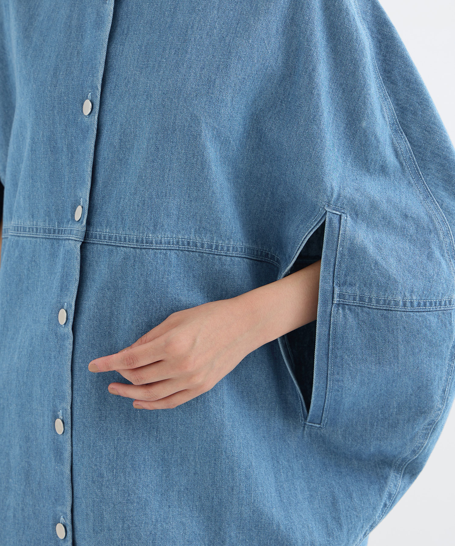 cape-effect washed denim moon shape shirt-jacket GURTWEIN