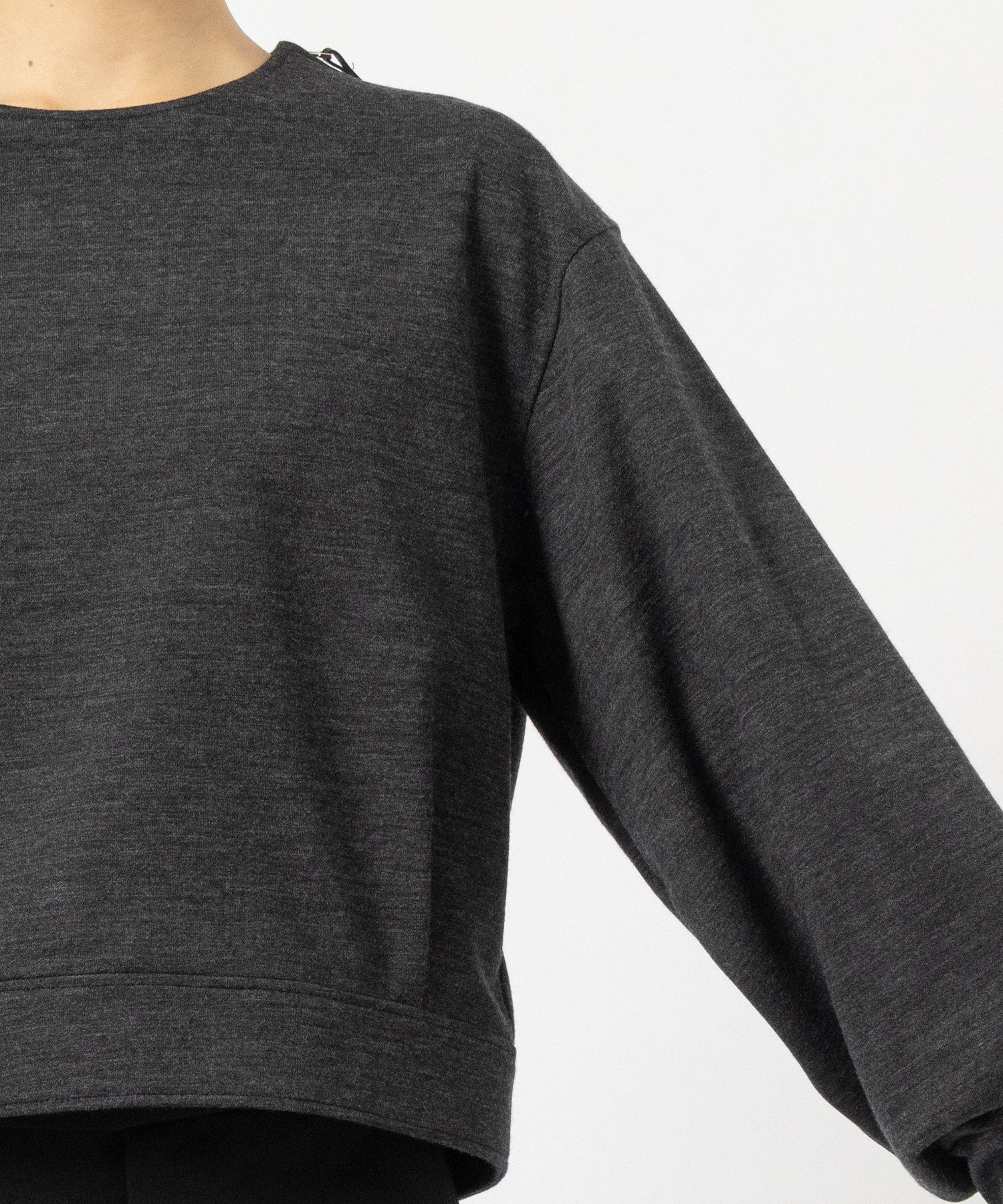 THE SIDE ZIP PULLOVER SHORT T-SHIRT L/S THE RERACS