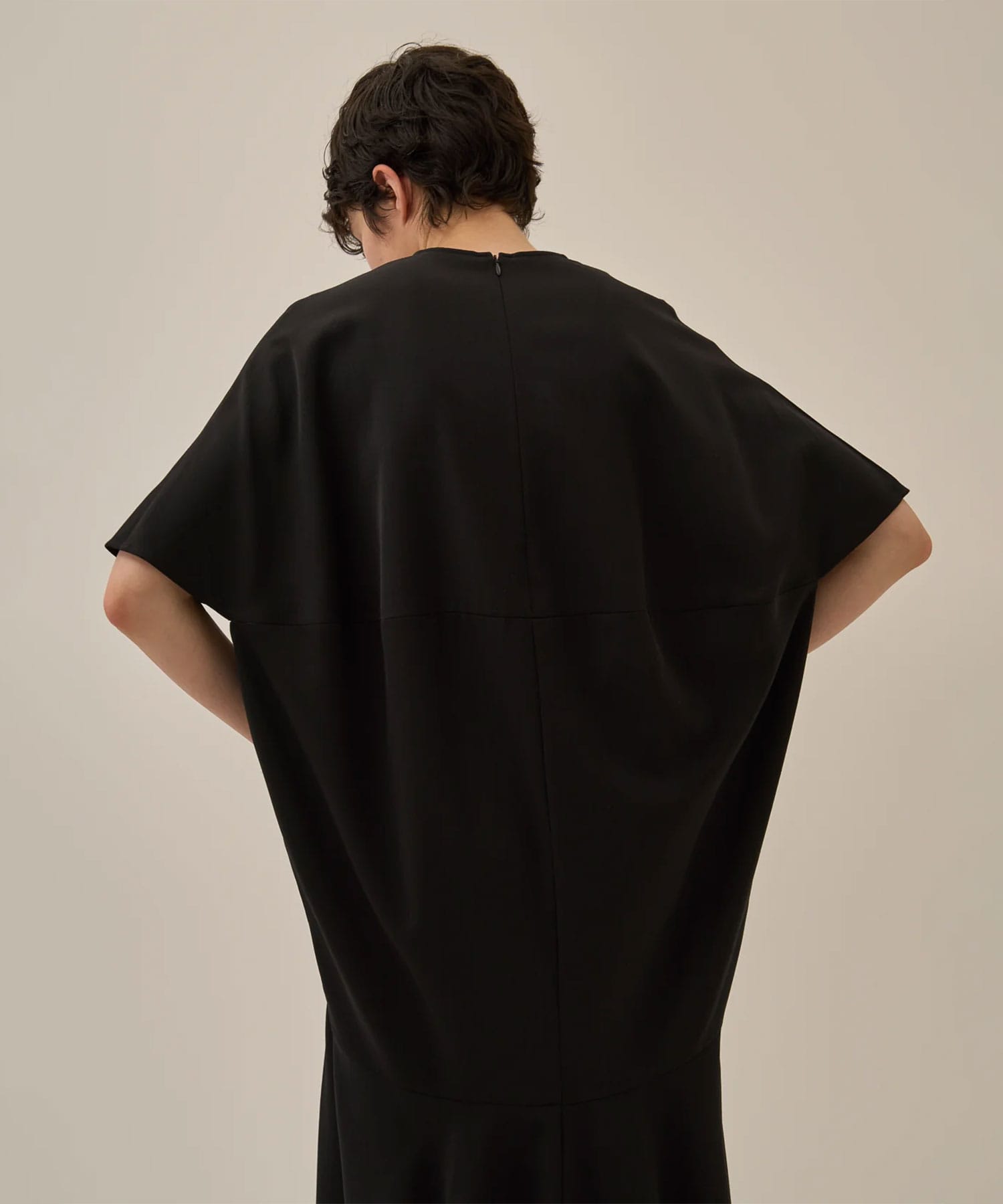 Aura dress BK AKIRANAKA