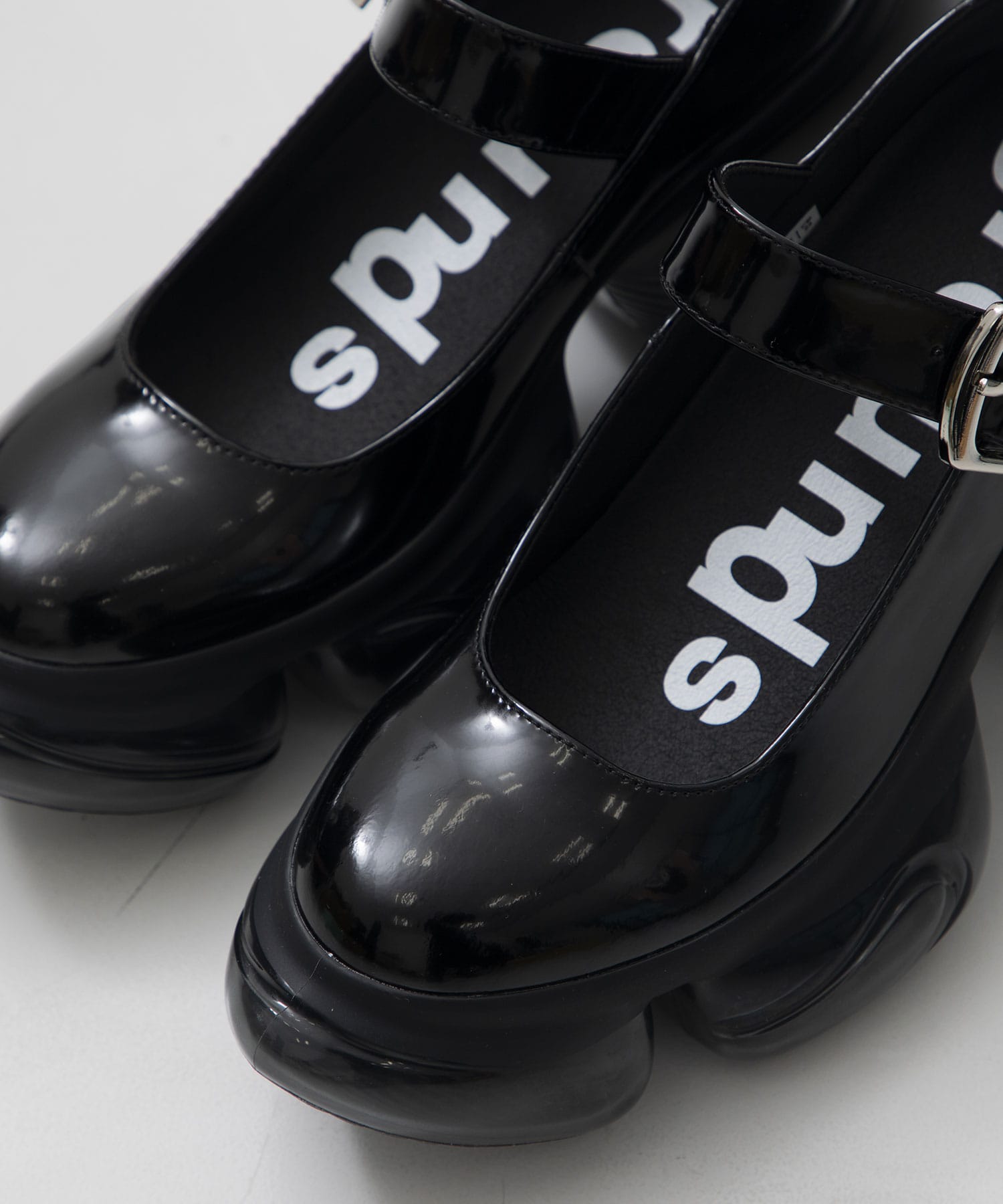 LOOPIE LADY(BLK×BLK) grounds