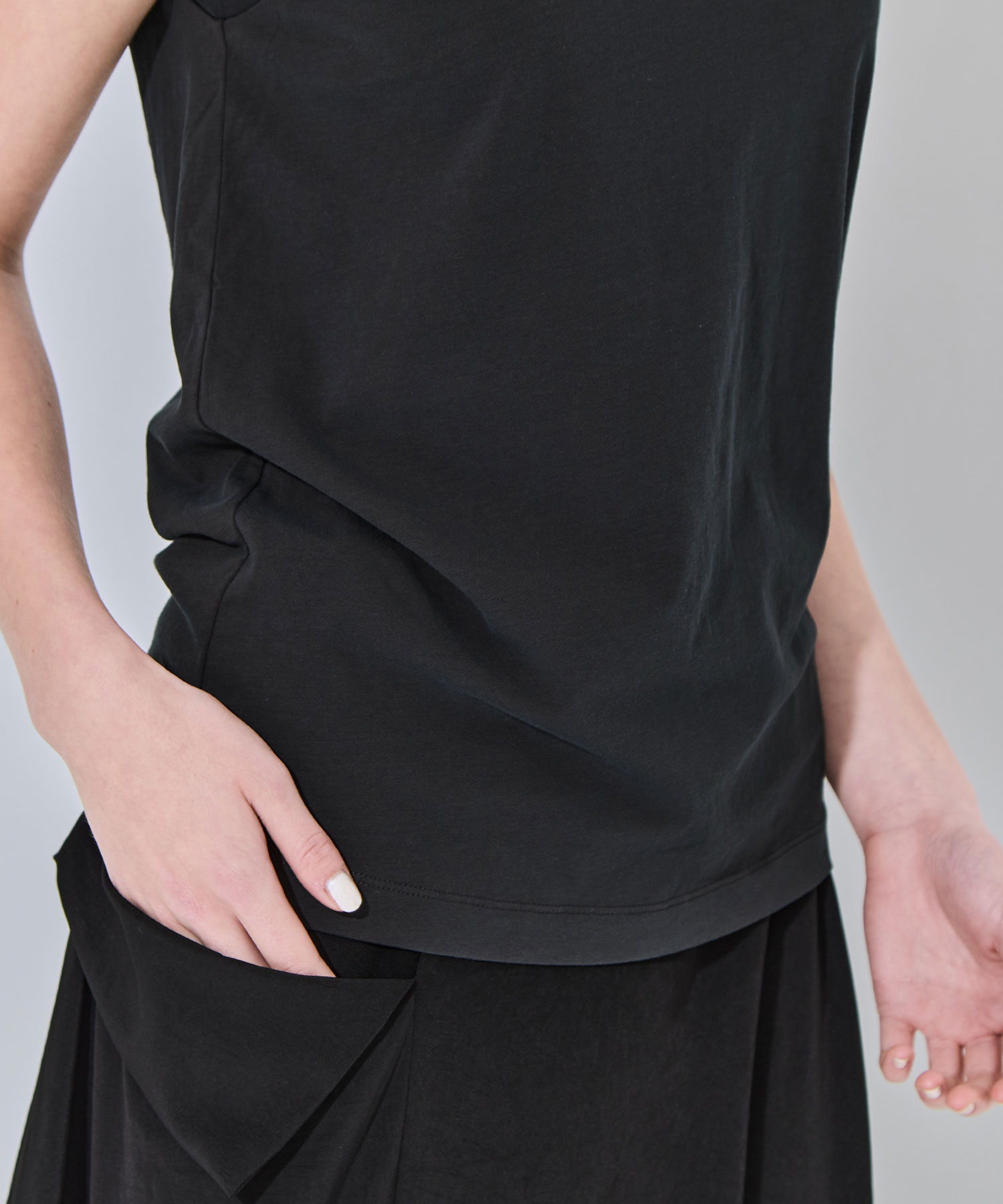 FRESCA NUBUCK REGULAR FIT TANKTOP ATON