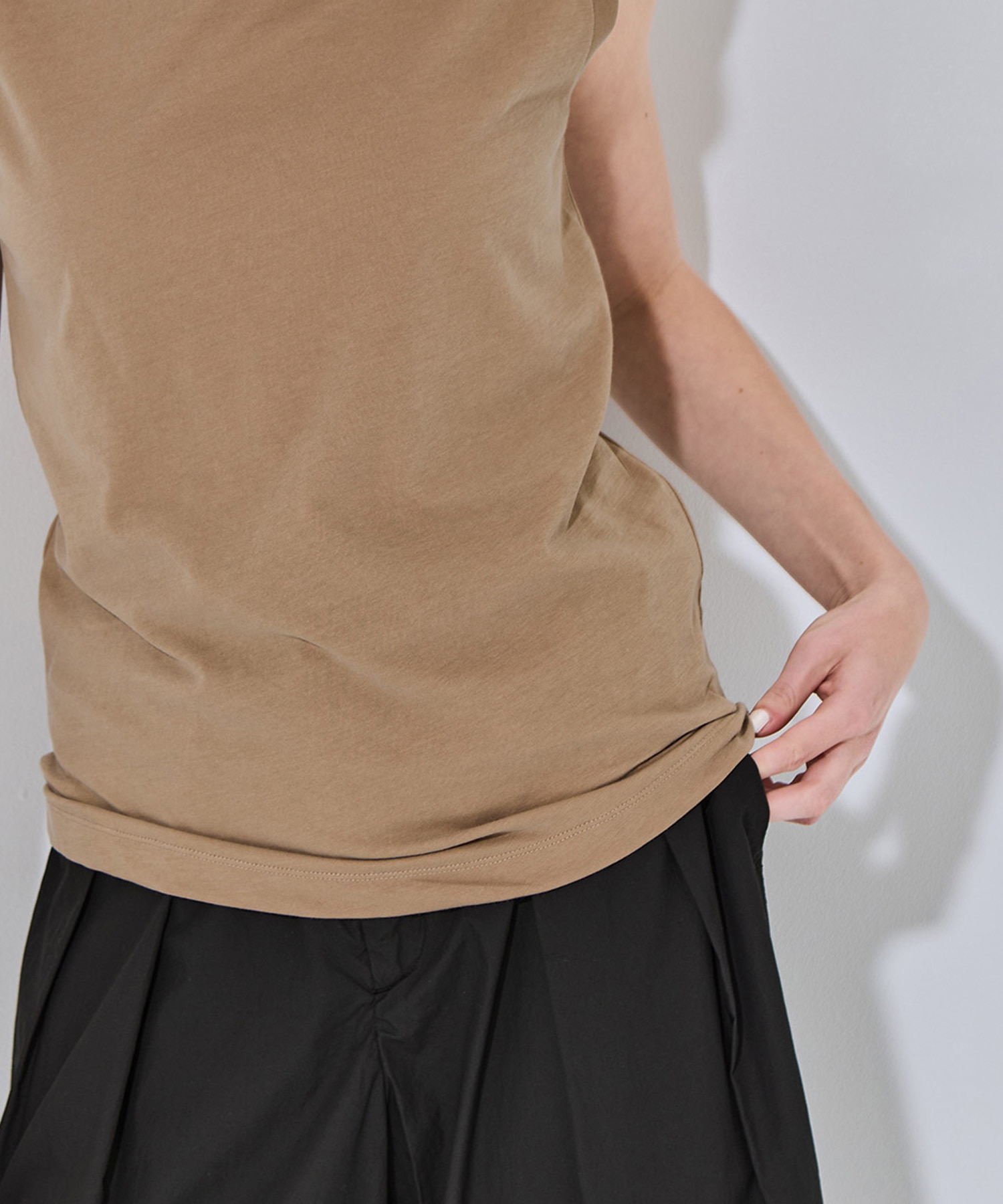 FRESCA NUBUCK REGULAR FIT TANKTOP ATON