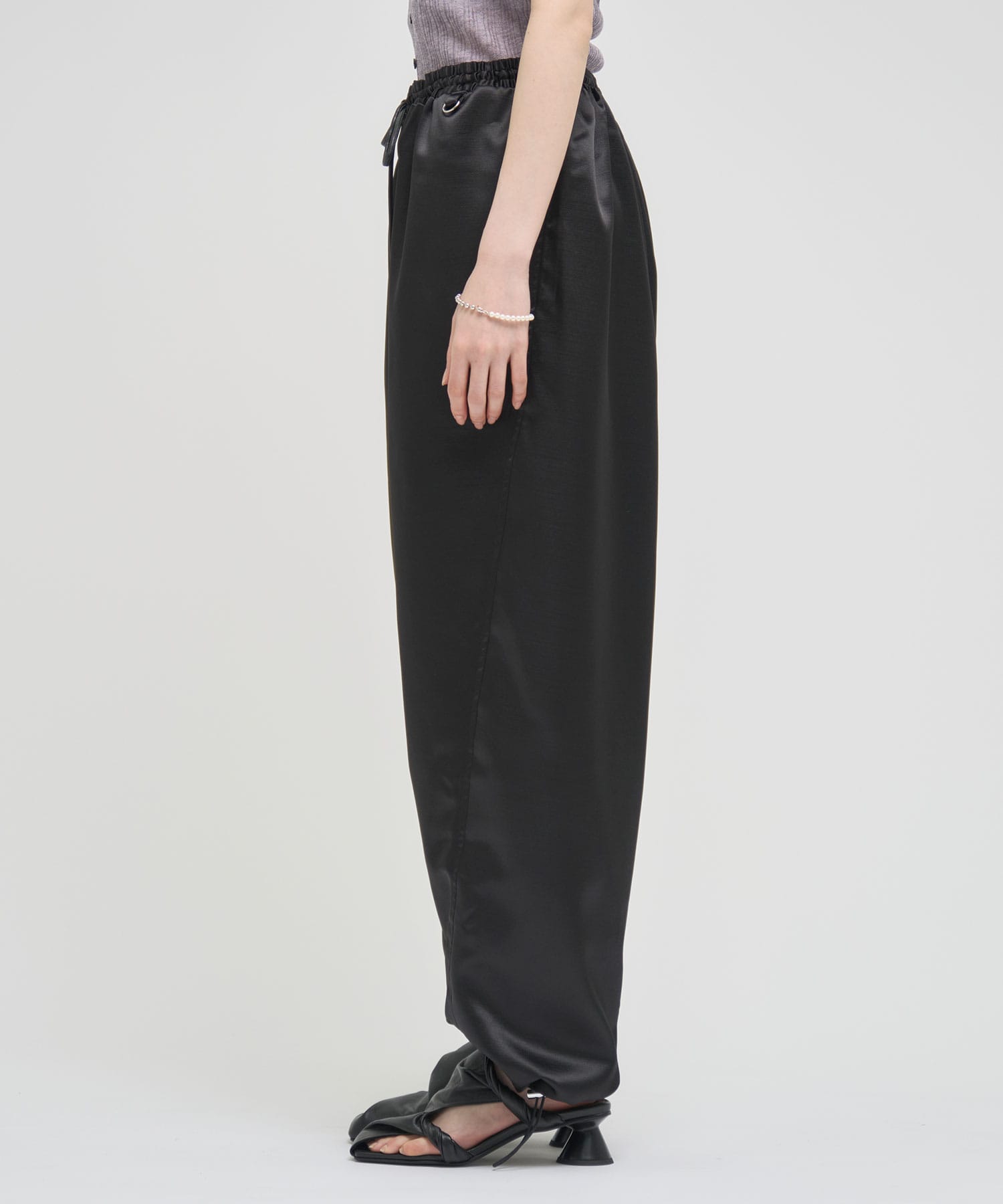 【WEB限定】shantung easy pants Louren