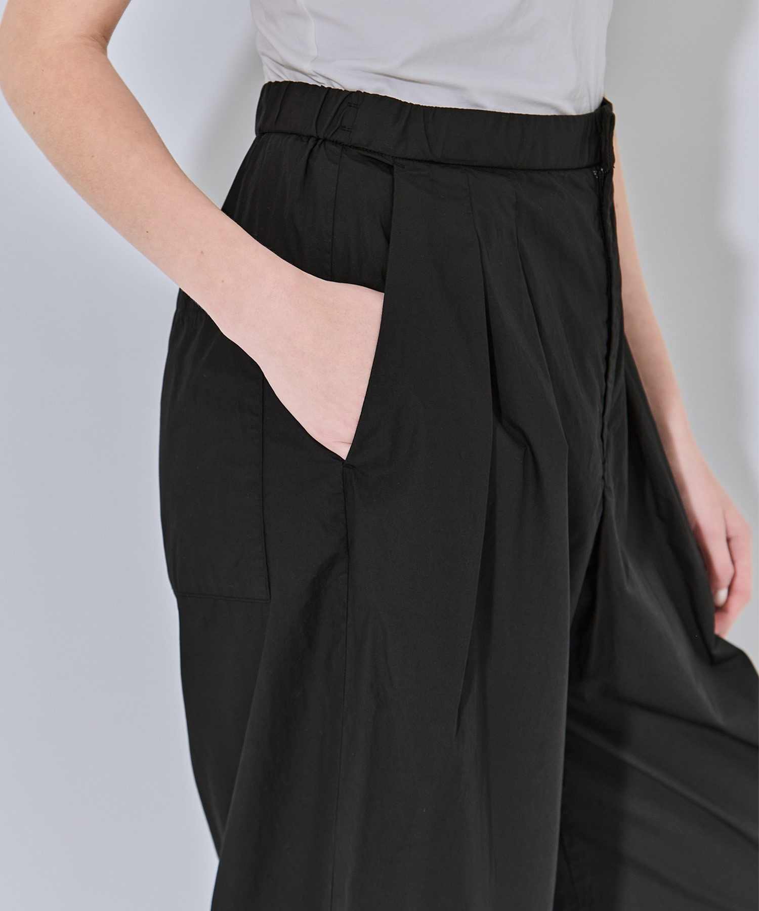 NATURAL DYED COTTON LAWN TWO TUCKED PANTS ATON
