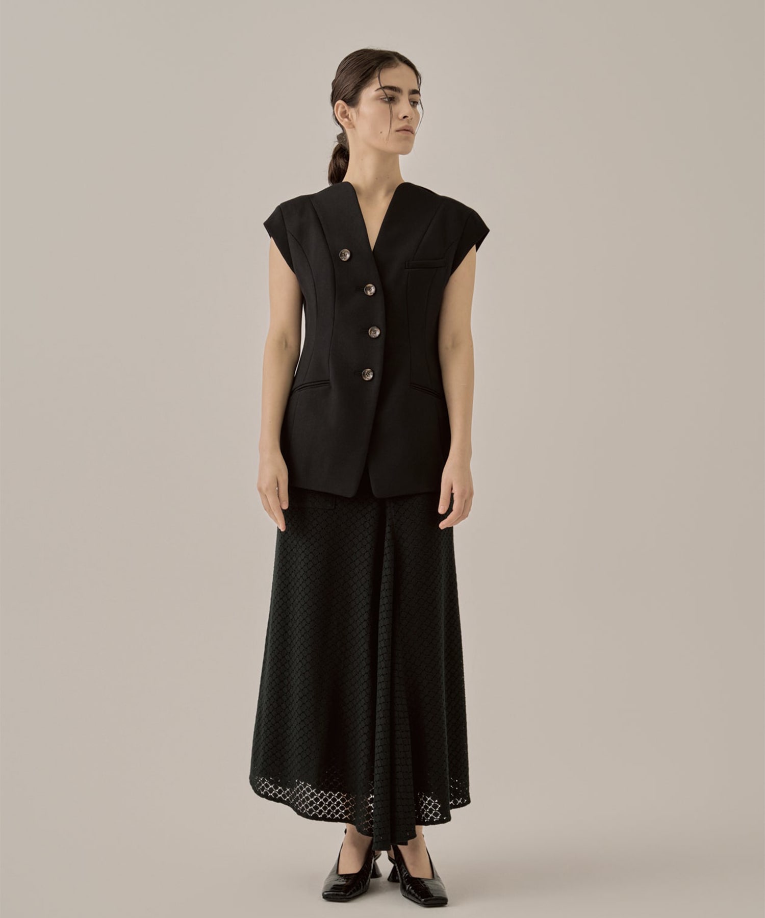 Sylvie front drape lace skirt BK AKIRANAKA