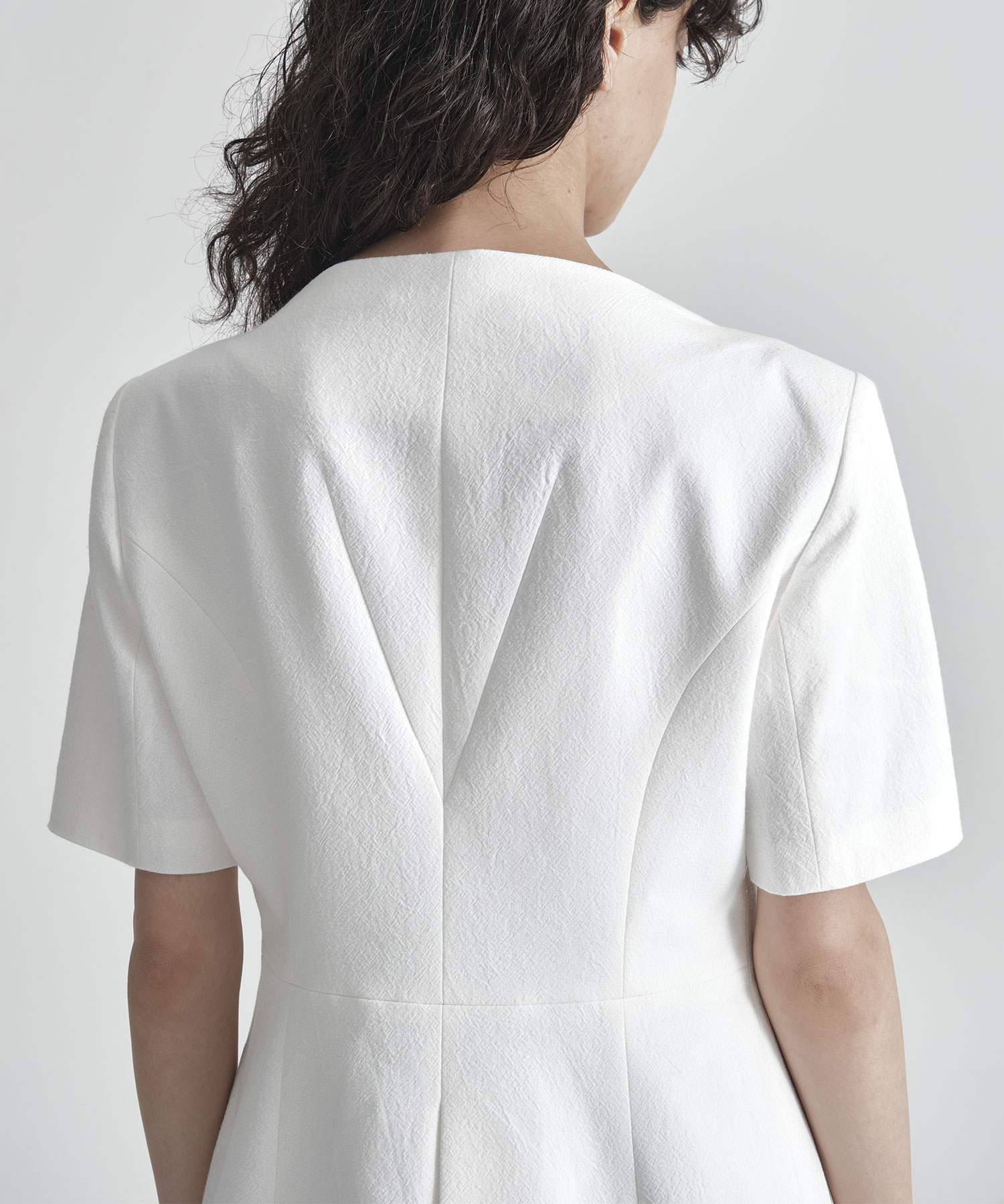 Sesilia half sleeve jacket AKIRANAKA