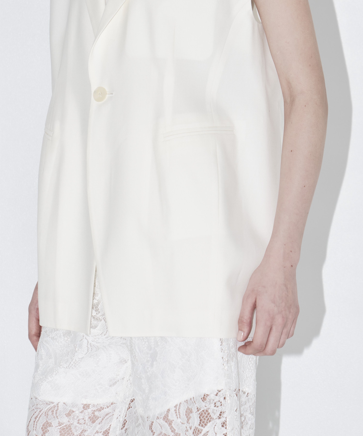 Sleeveless Jacket THE TOKYO
