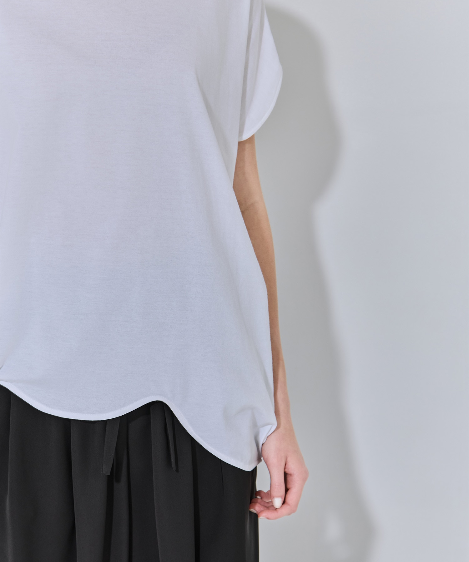 SCALLOP WIDE T-SHIRT ENFOLD