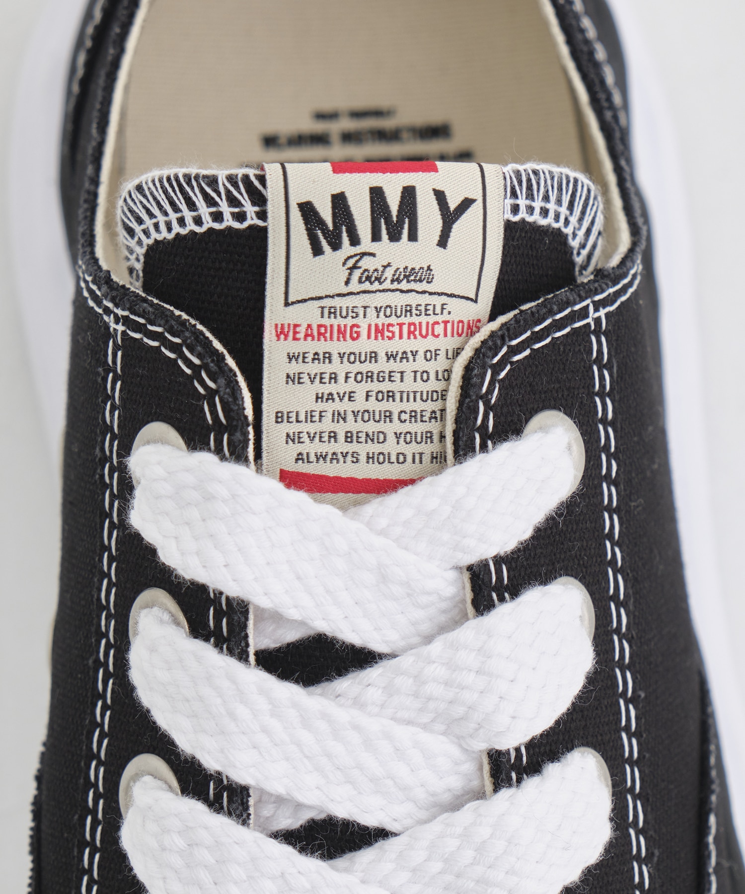 PETERSON Low Original Sole Canvas Low-Top Sneakers Maison MIHARA YASUHIRO