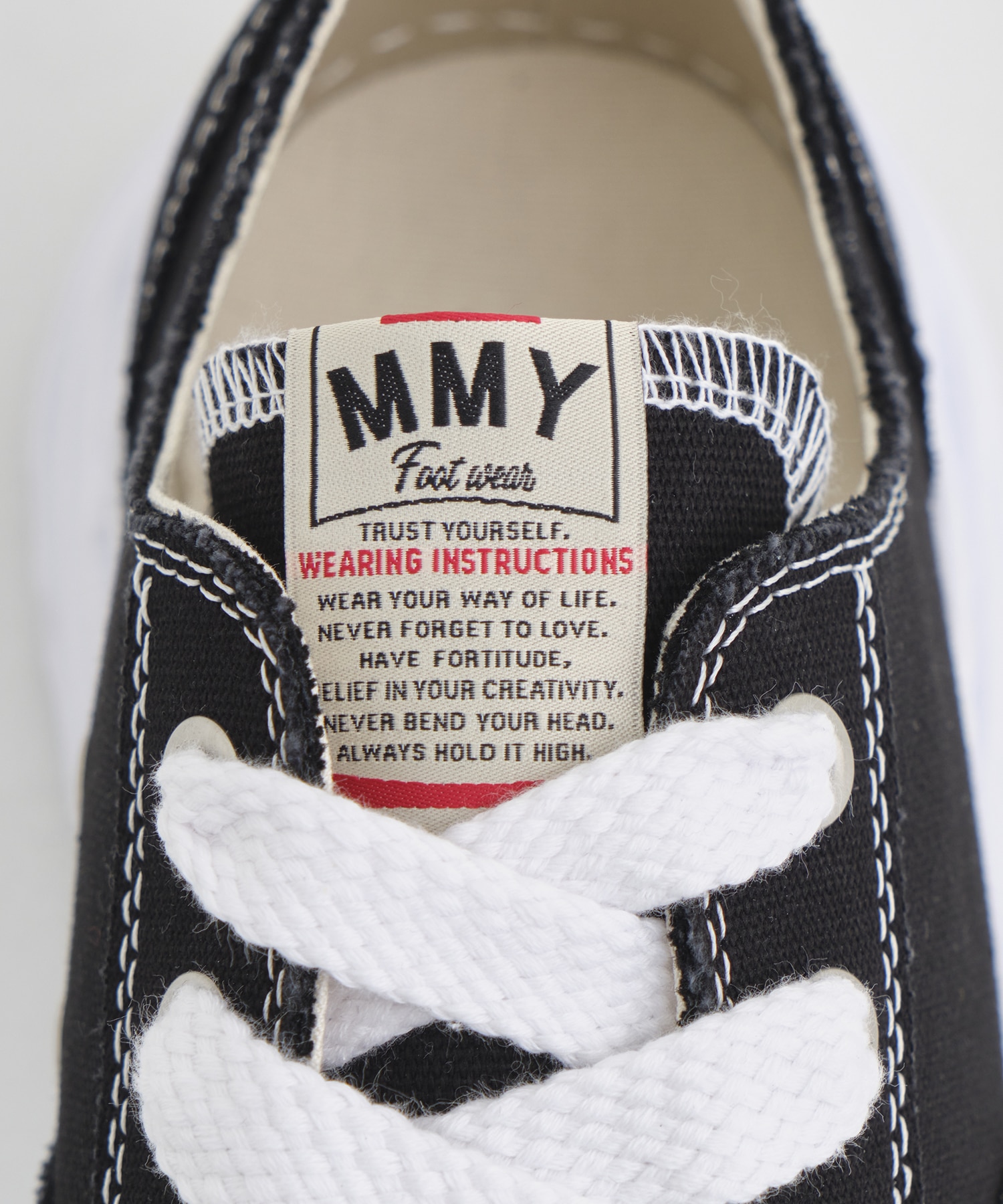 HANK Low Original Sole Canvas Low-Top Sneakers Maison MIHARA YASUHIRO