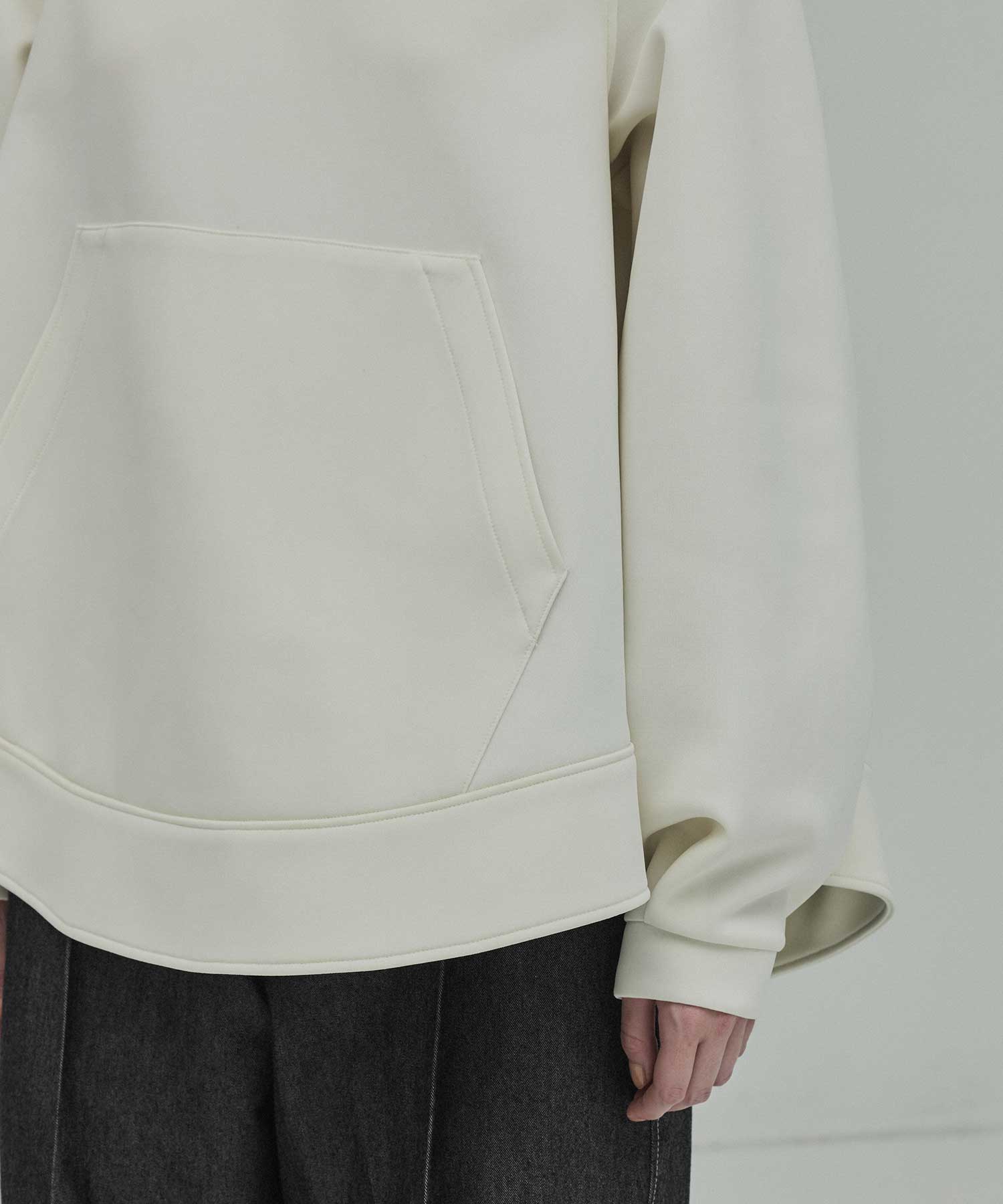 THE RAGLAN A-LINE PARKA THE RERACS