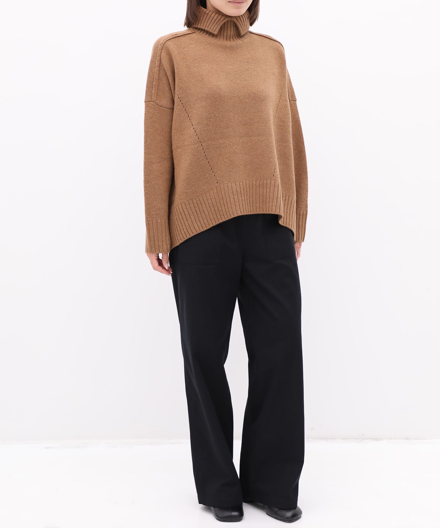 OVERSIZE TURTLENECK KNIT CINOH