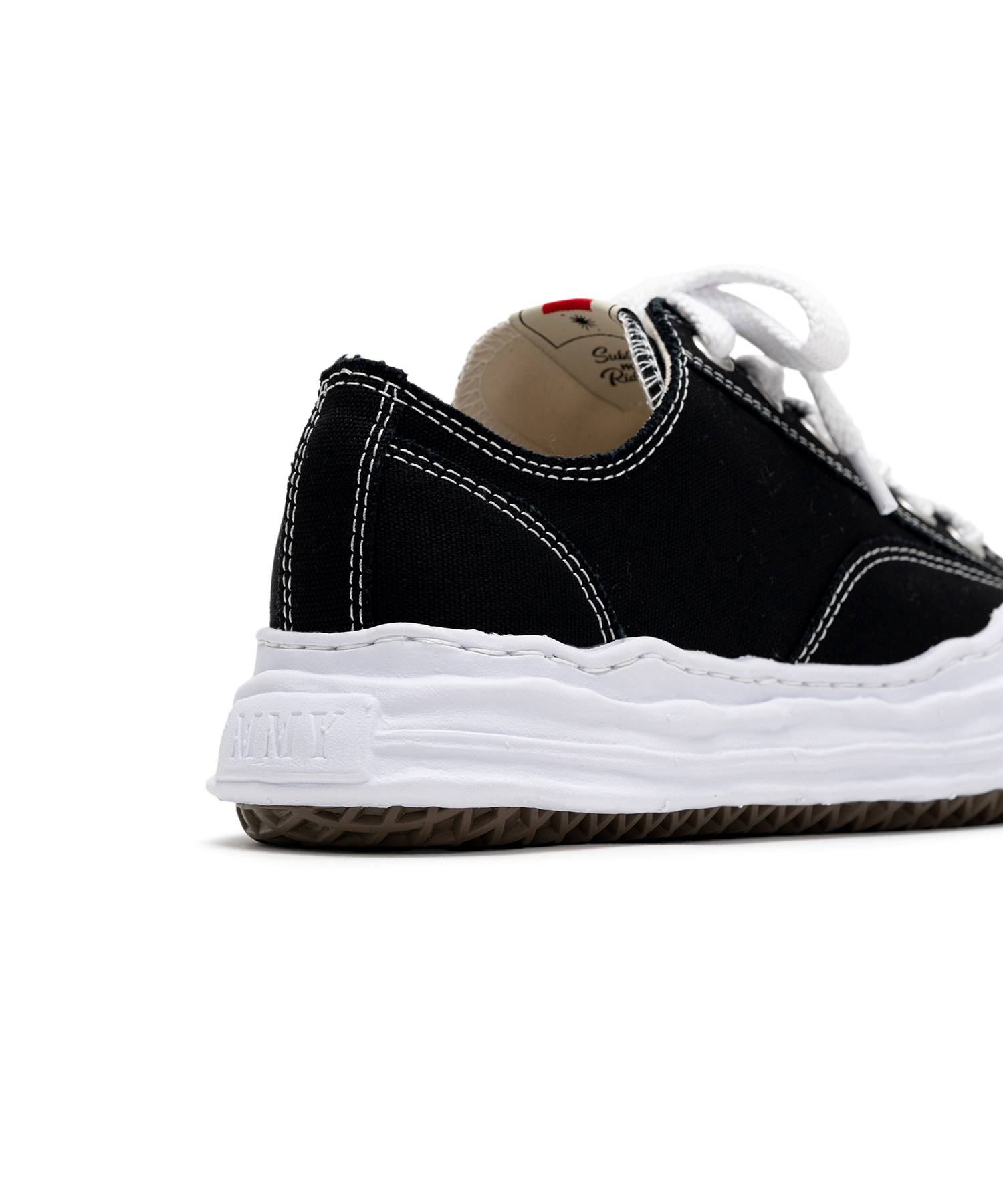 HANK Low Original Sole Canvas Low-Top Sneakers Maison MIHARA YASUHIRO